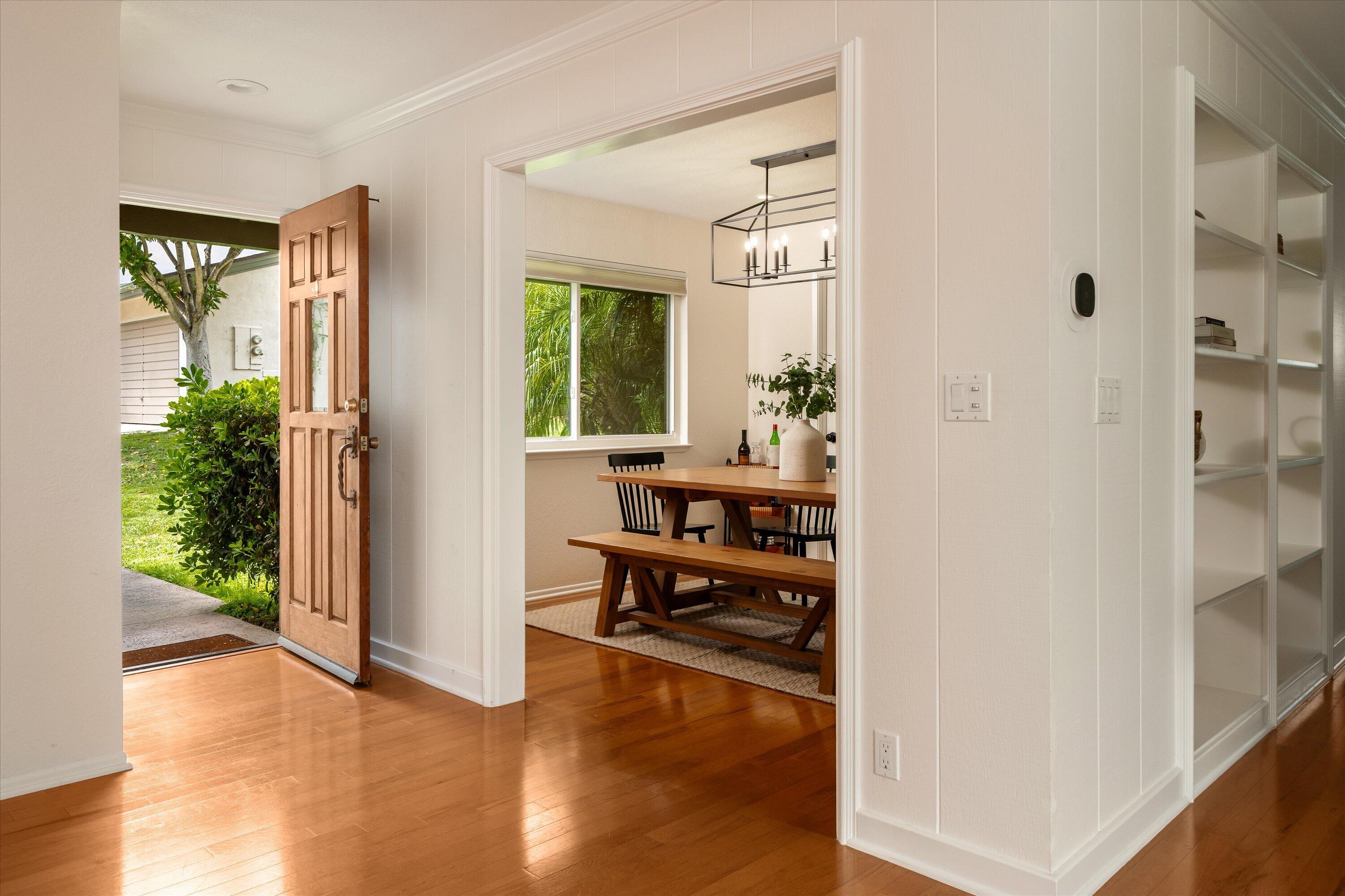 276 N La Cumbre Road