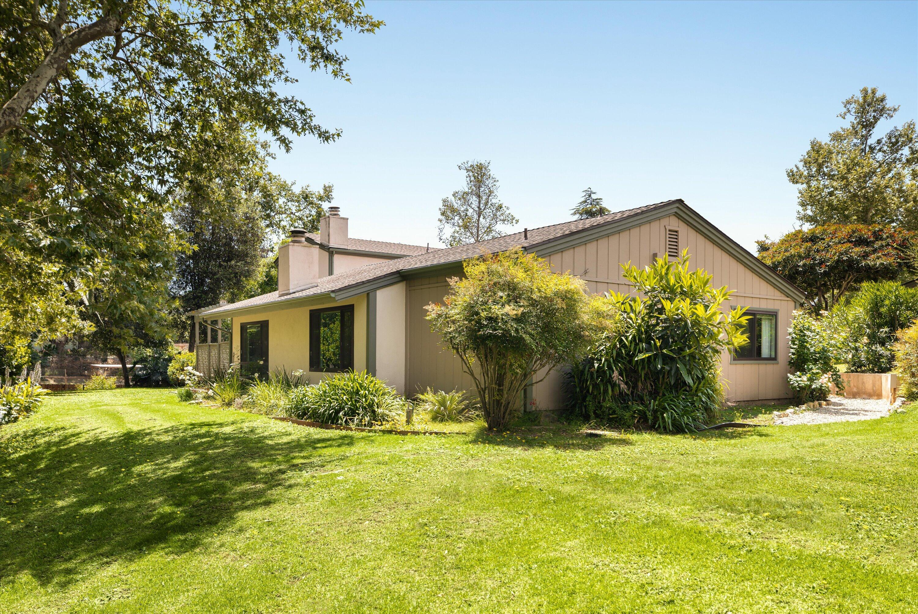 276 N La Cumbre Road