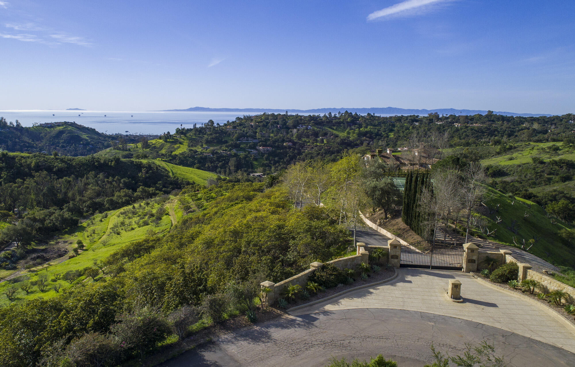 998 W Mountain Drive