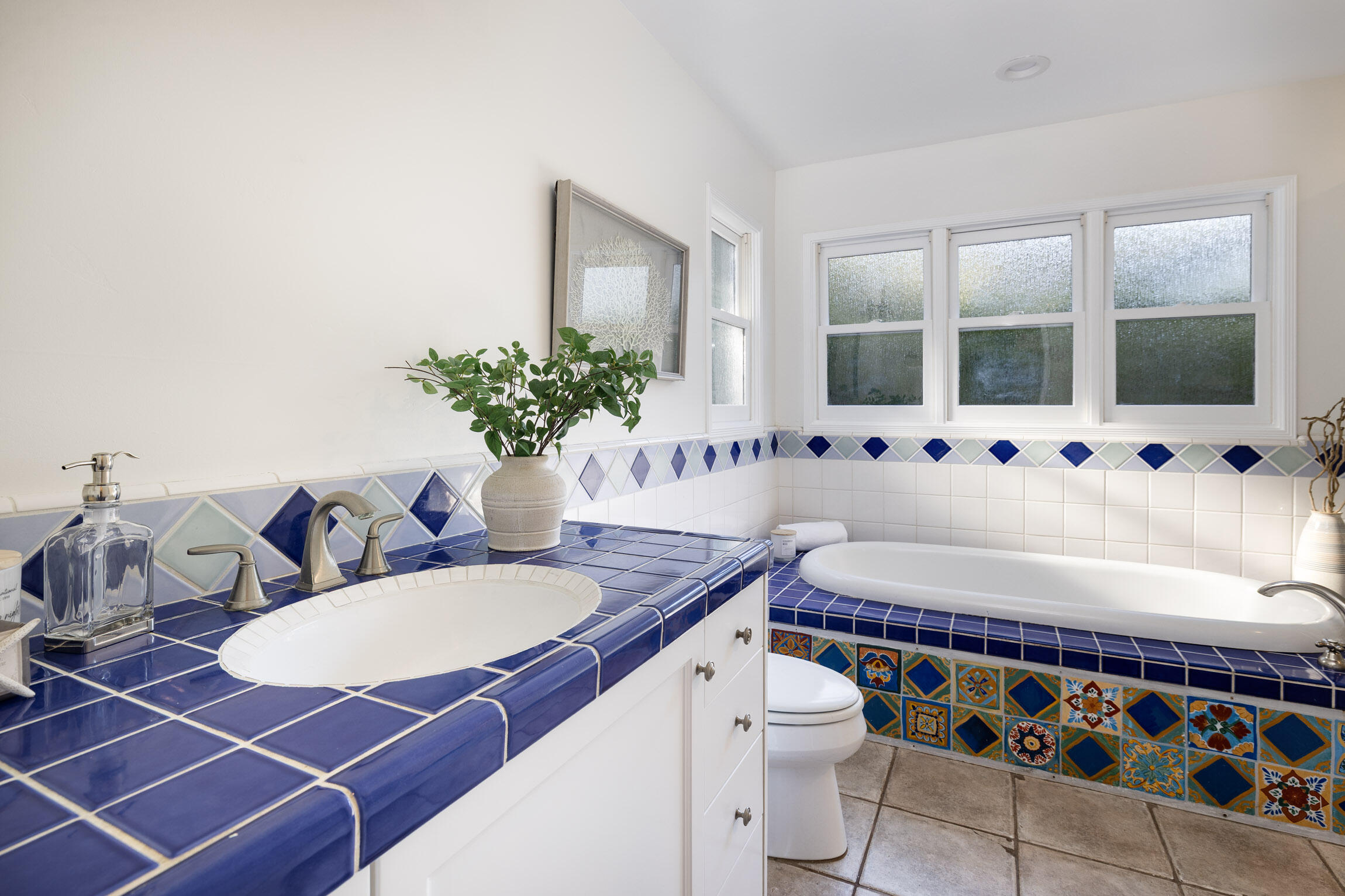 411 Lemon Grove Lane
