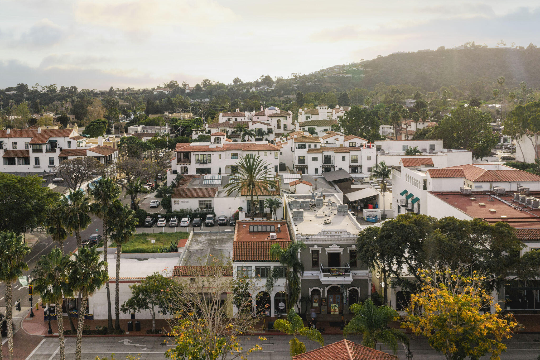12 W Gutierrez Street