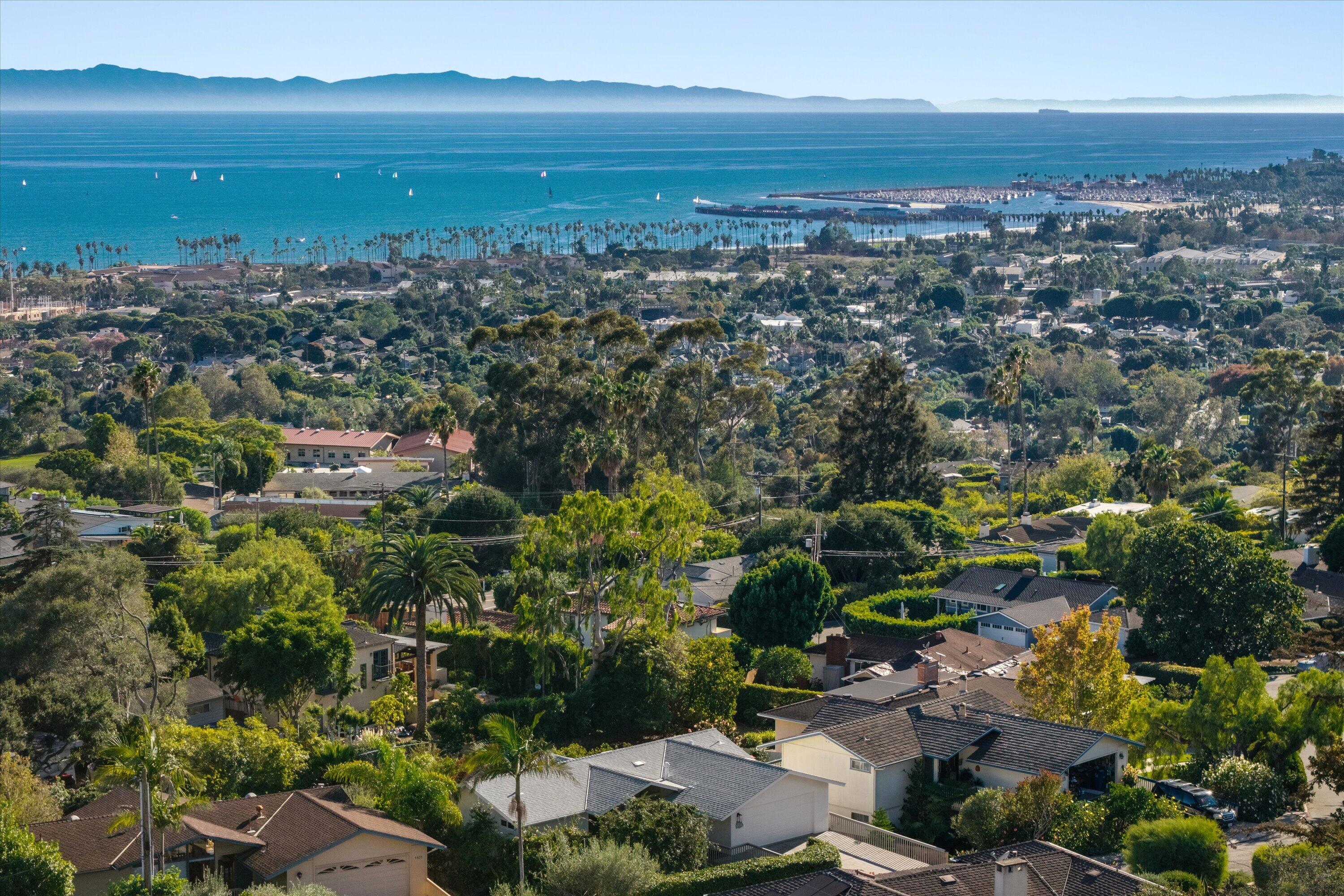 1835 Overlook Lane