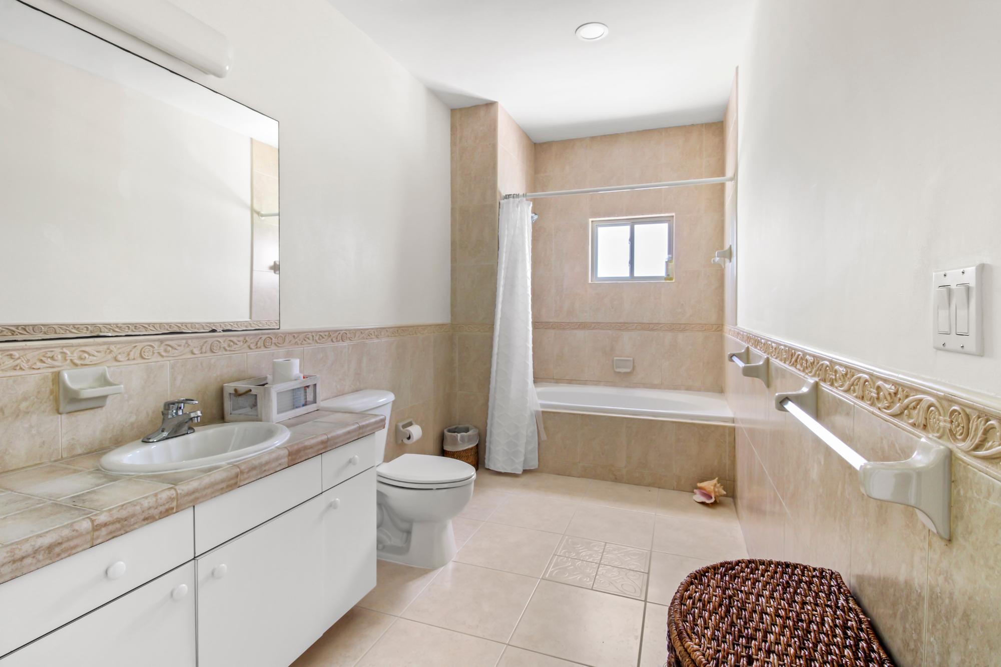 ROYALL BEACH ESTATES Unit: 26