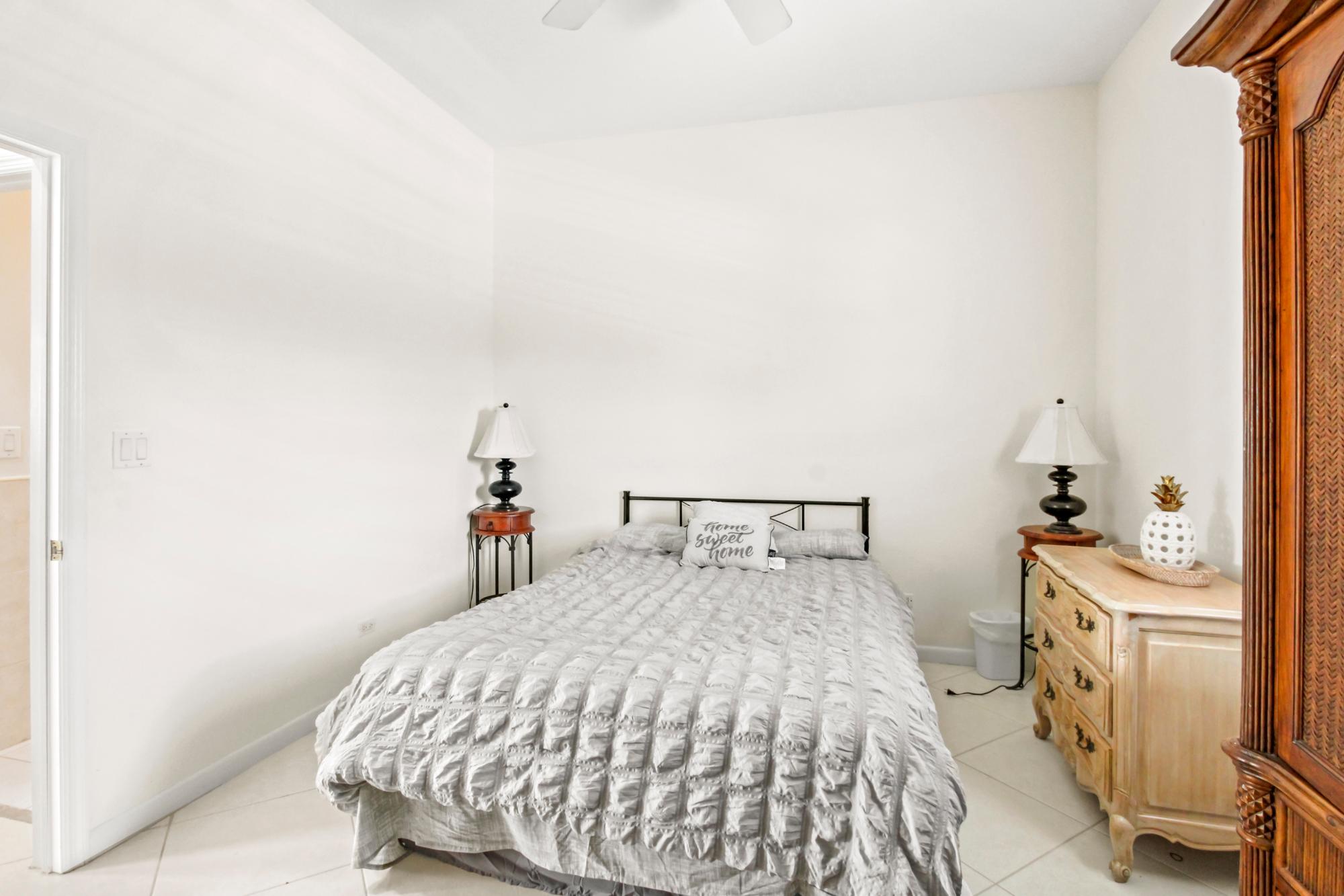 ROYALL BEACH ESTATES Unit: 26