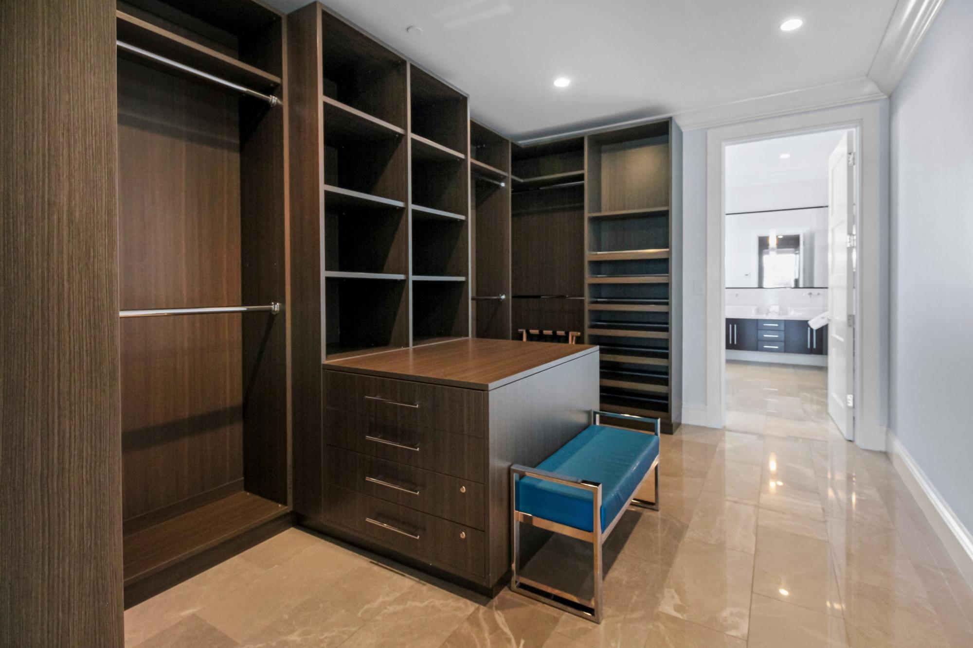 ALBANY Unit: Charles 4A