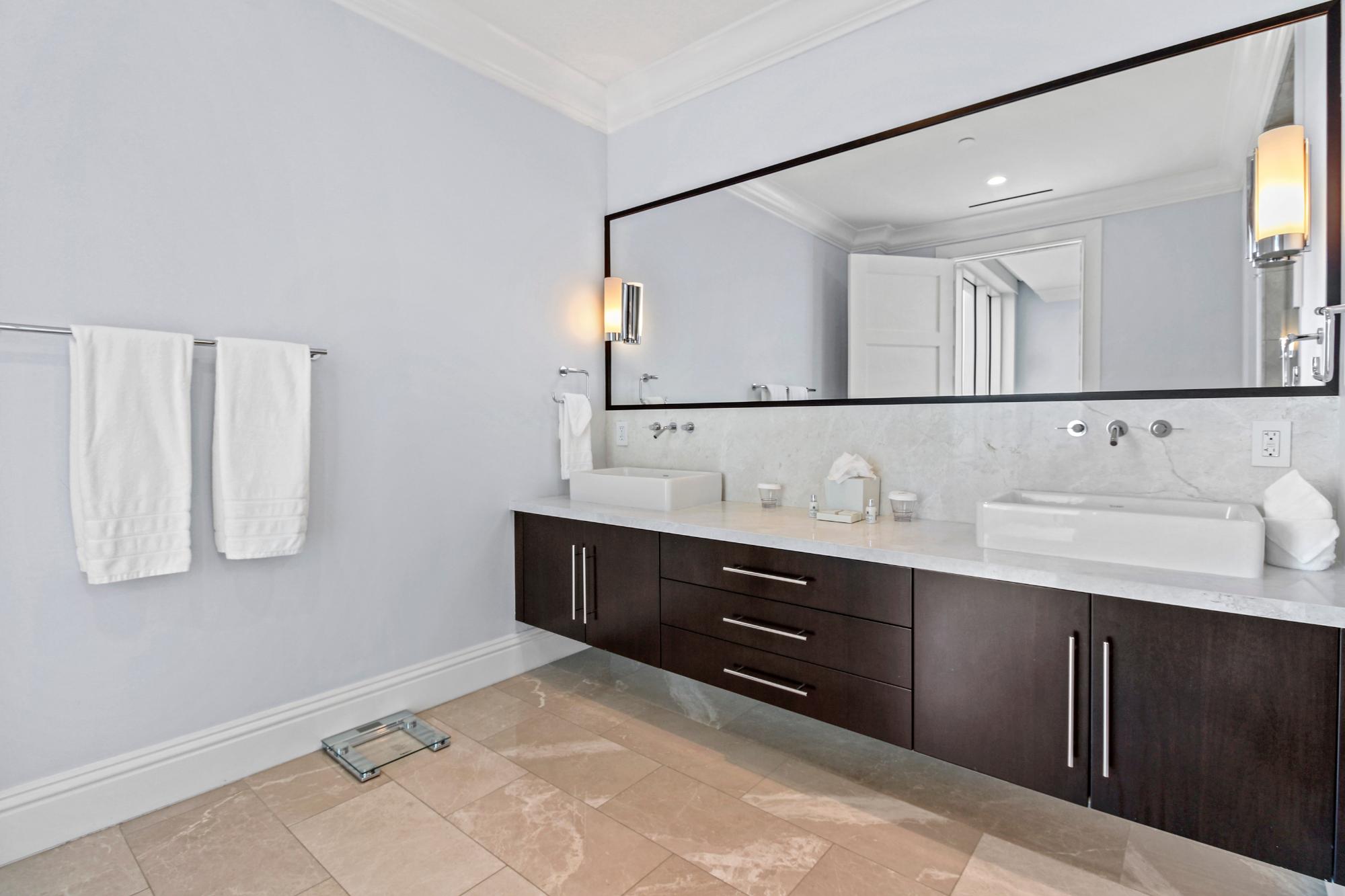 ALBANY Unit: Charles 4A