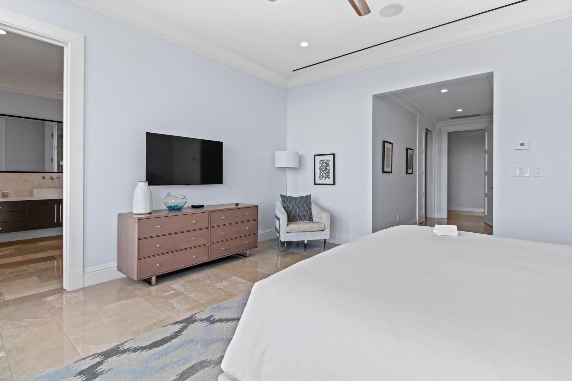 ALBANY Unit: Charles 4A