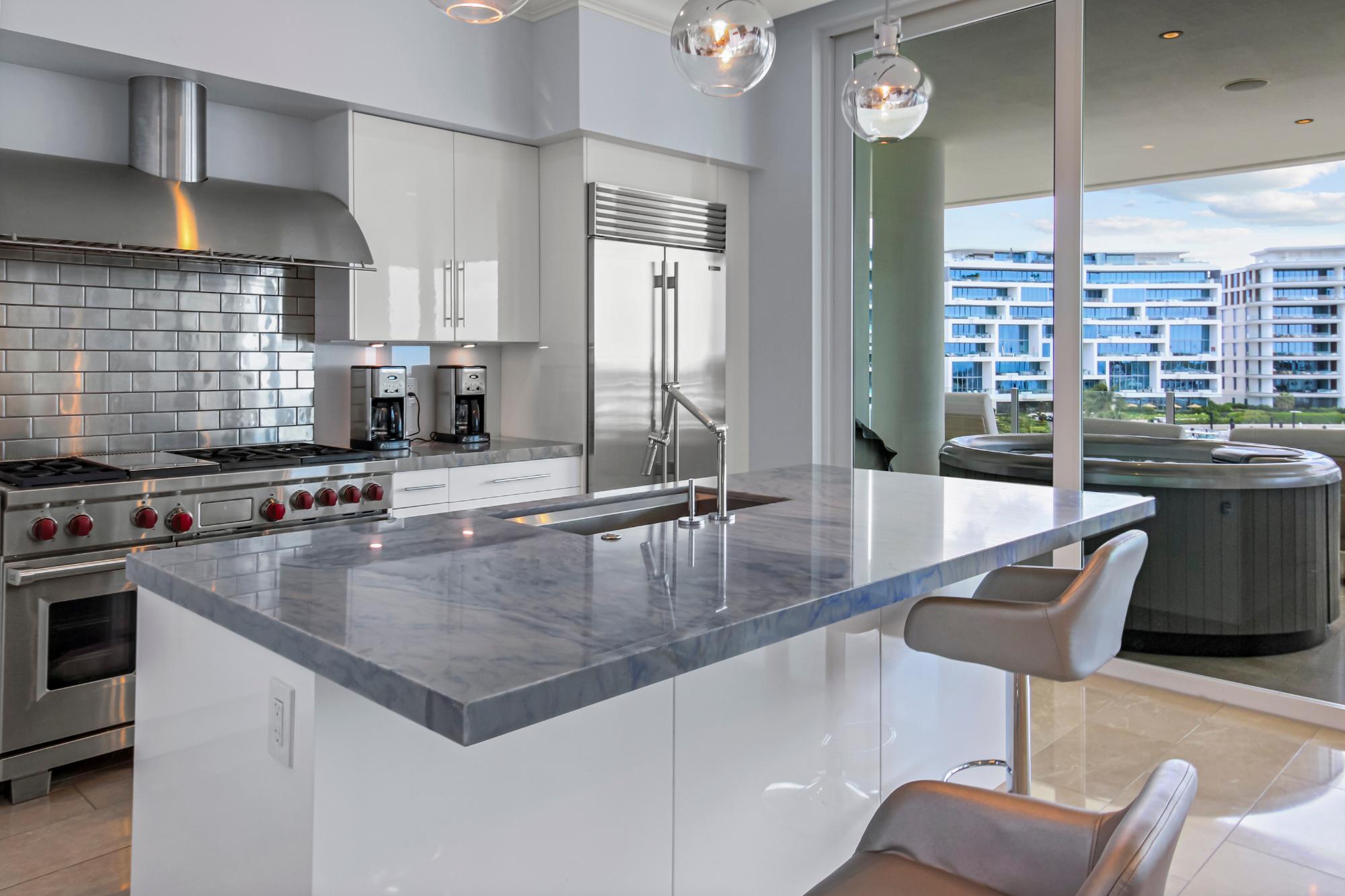 ALBANY Unit: Charles 4A