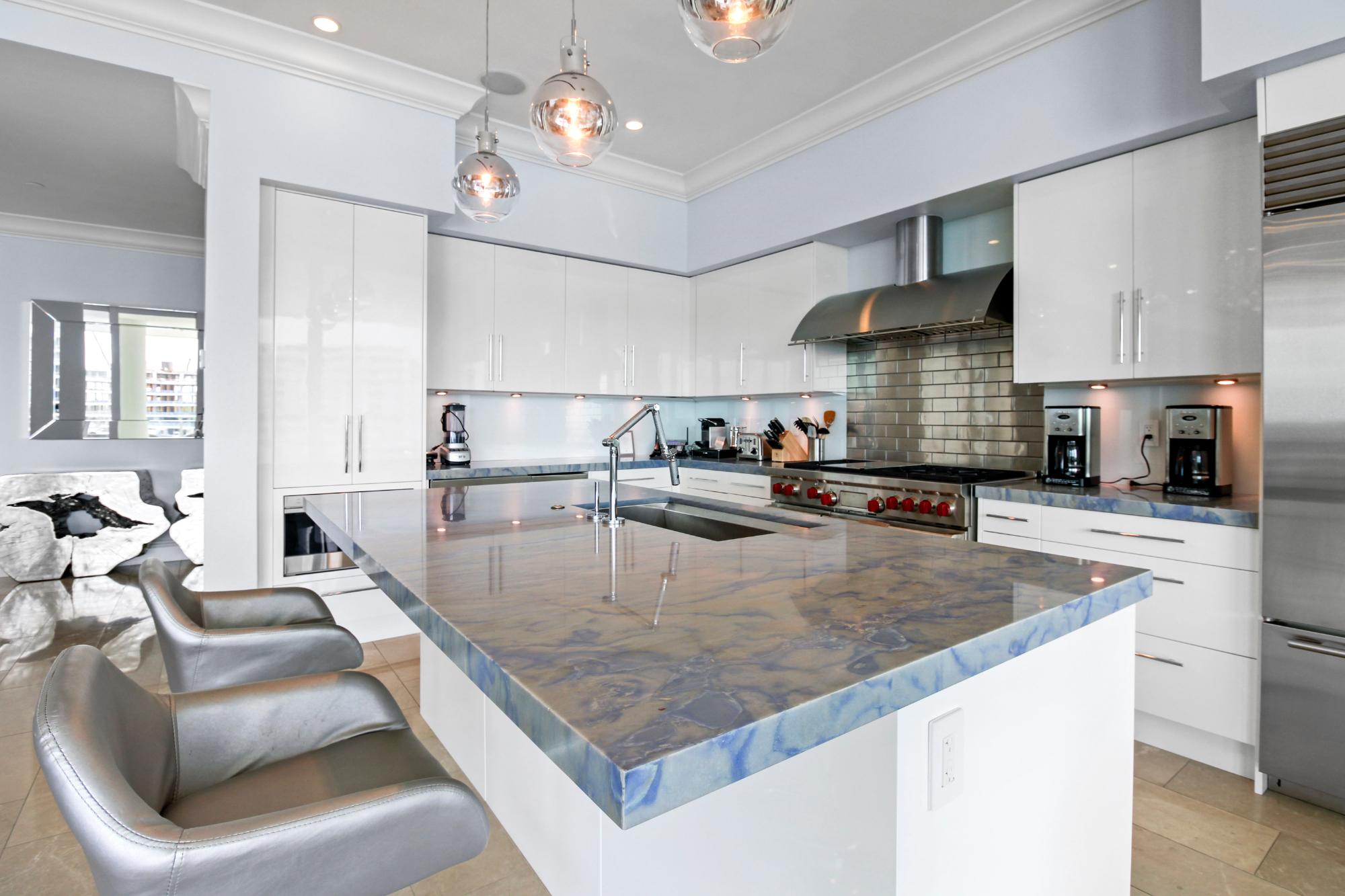 ALBANY Unit: Charles 4A