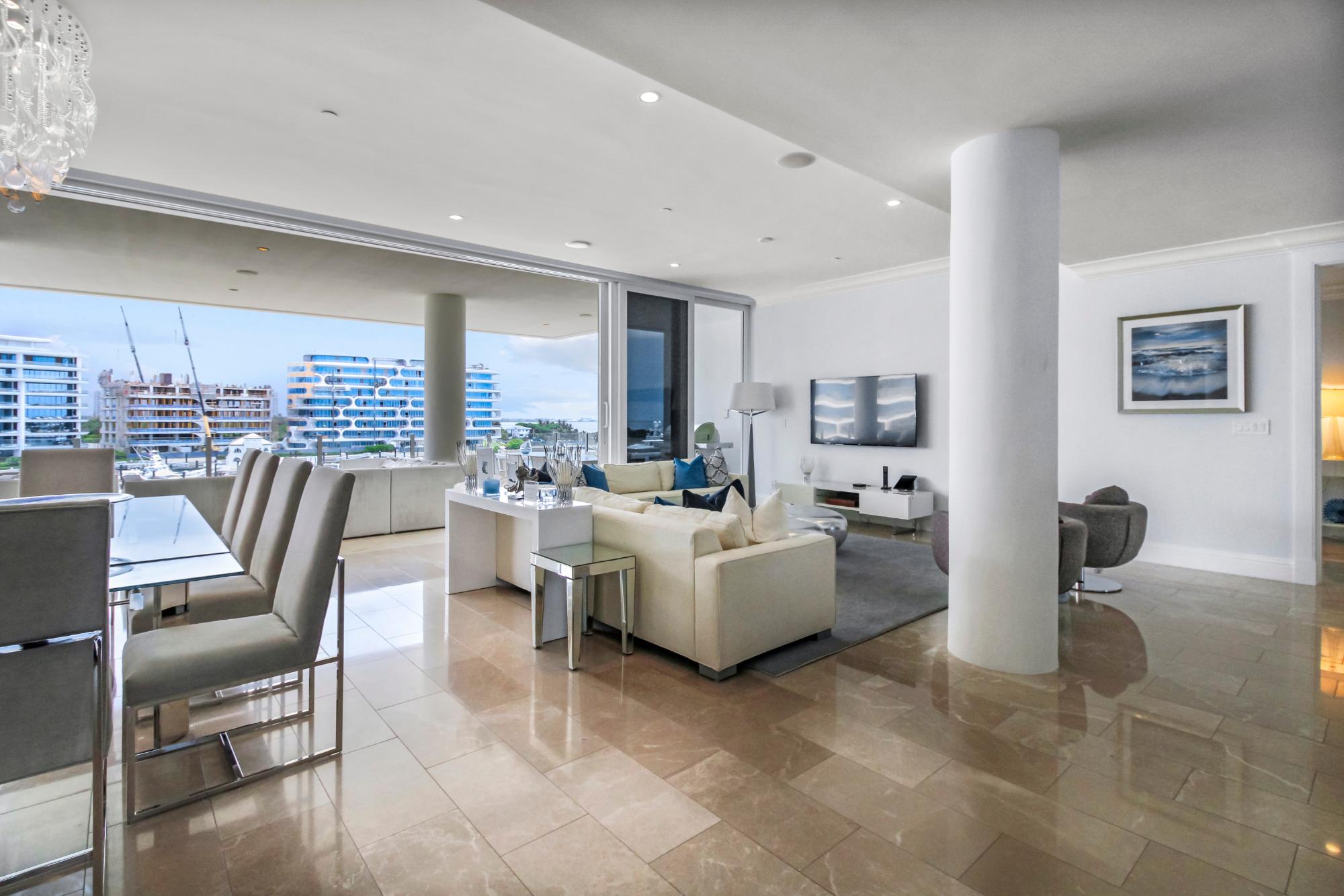 ALBANY Unit: Charles 4A