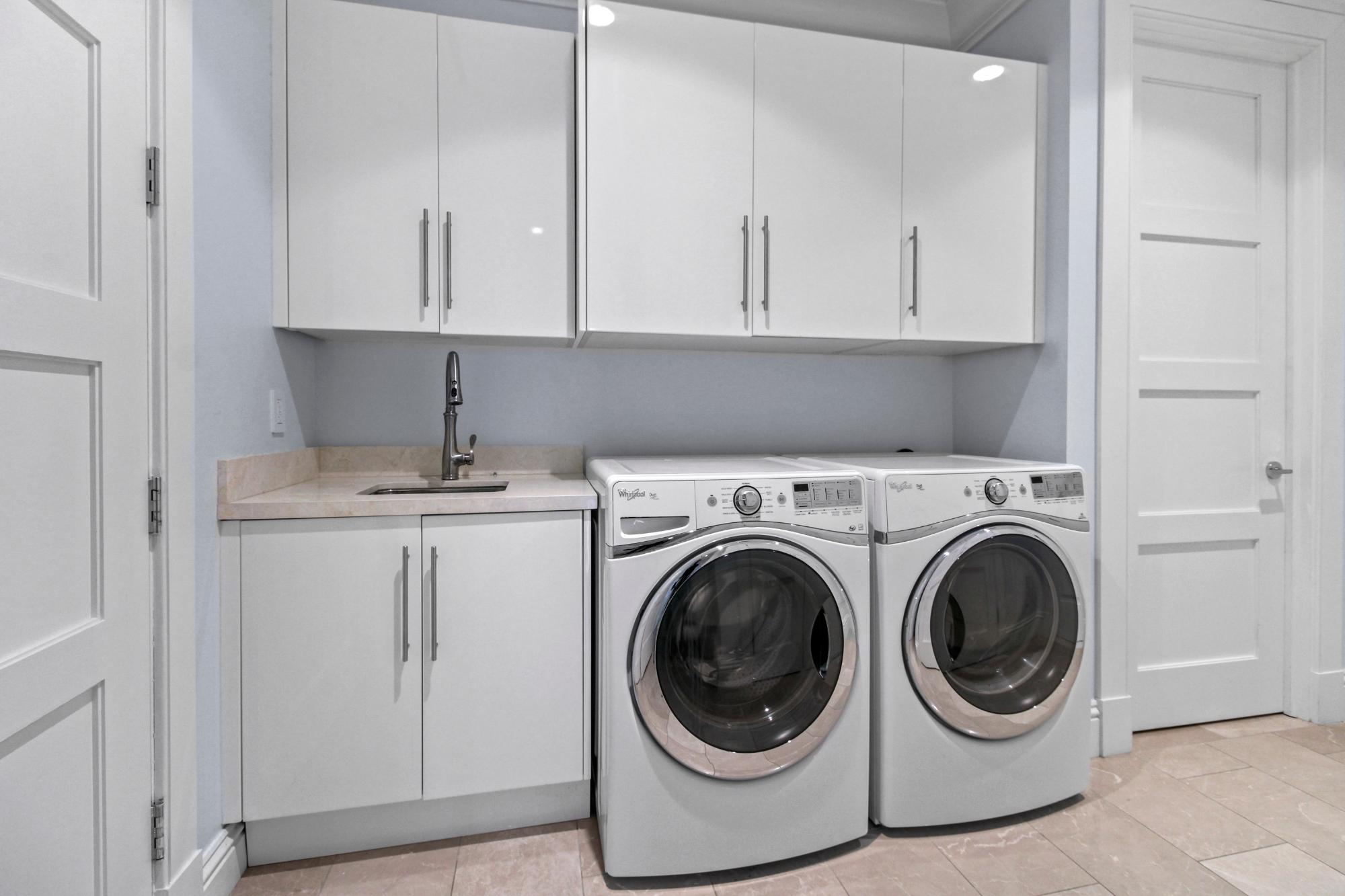 ALBANY Unit: Charles 4A