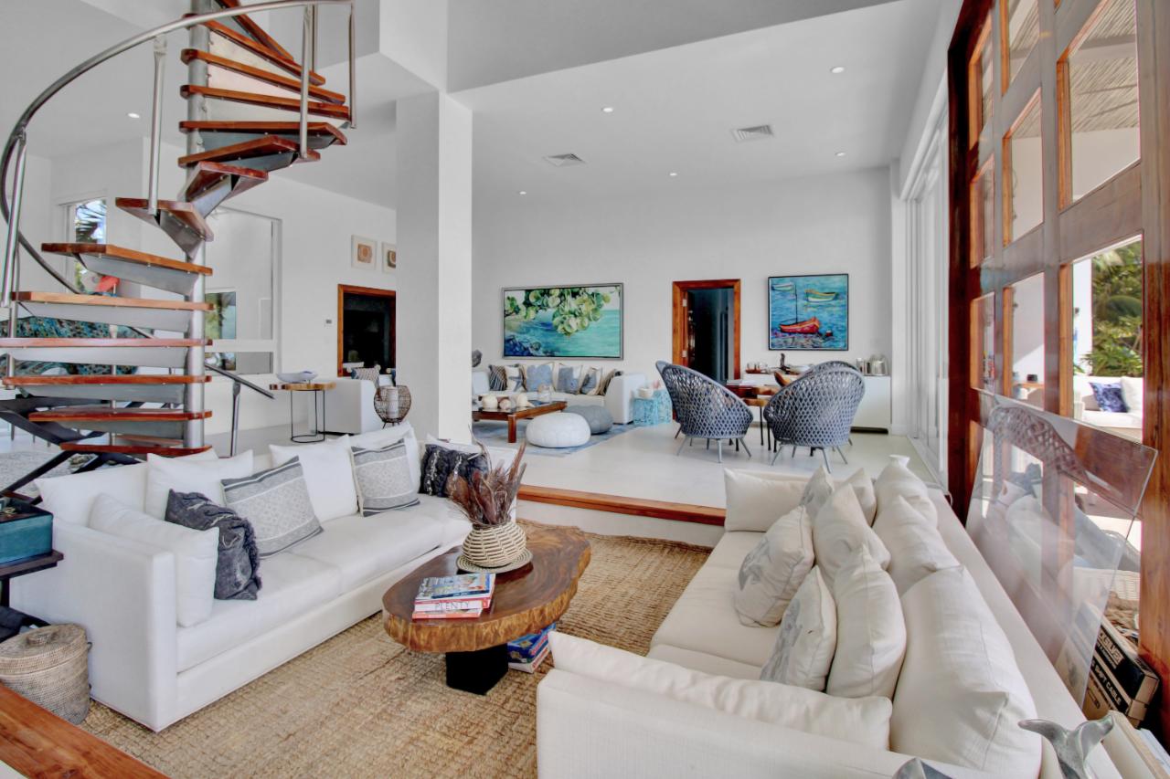 13B OCEAN DRIVE Unit: VERANERA