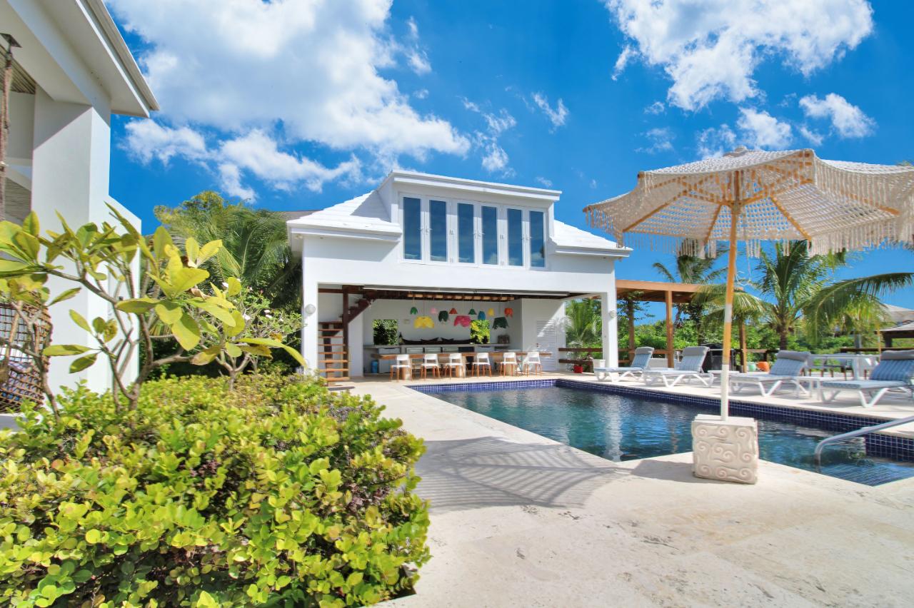 13B OCEAN DRIVE Unit: VERANERA