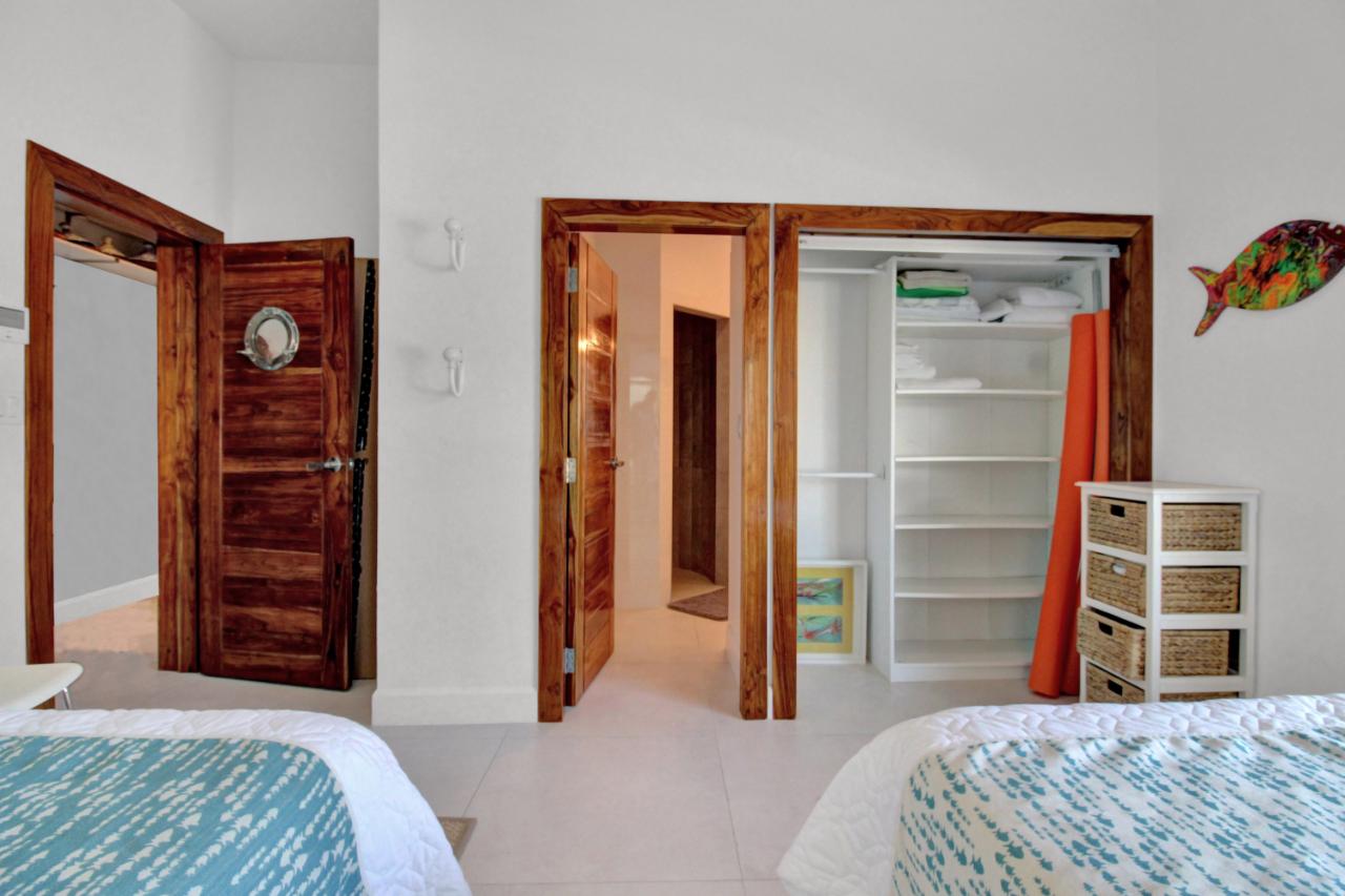 13B OCEAN DRIVE Unit: VERANERA