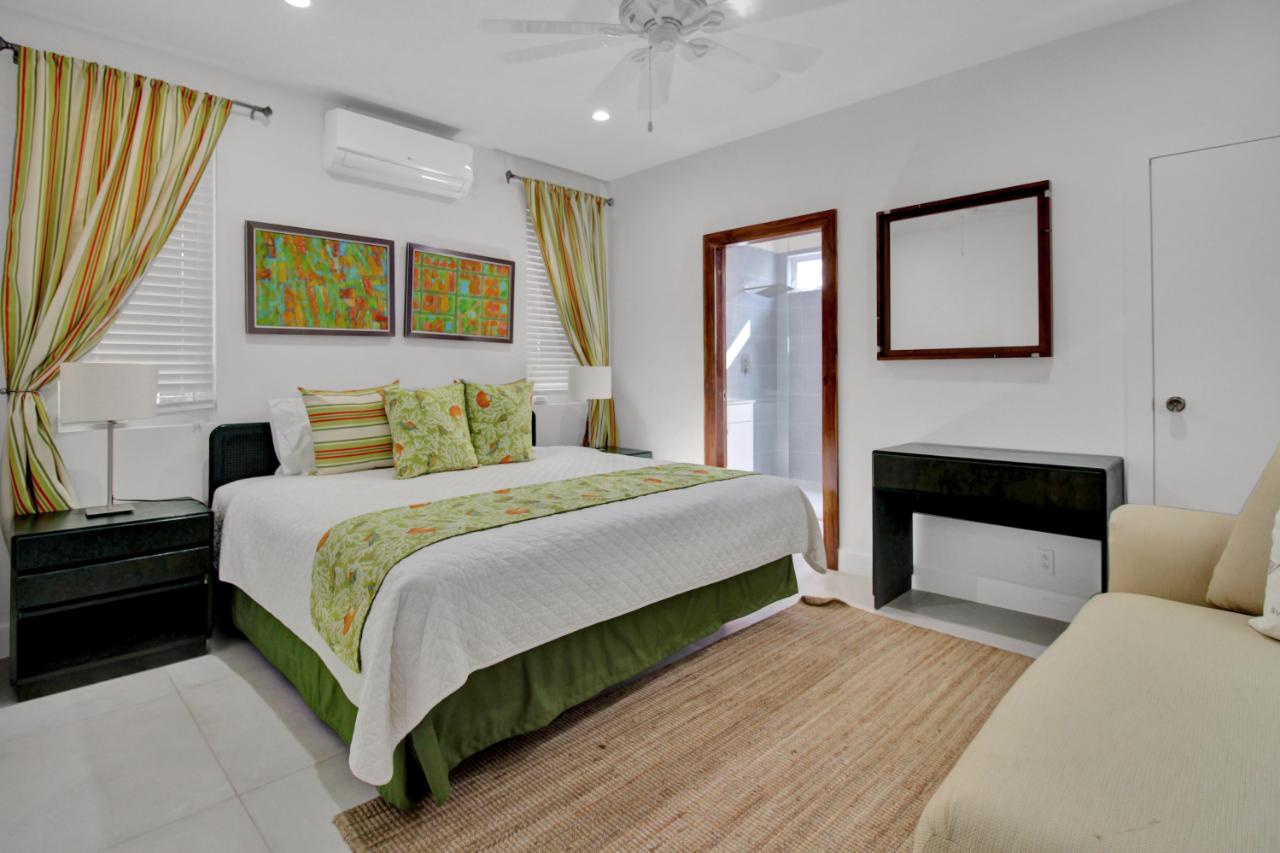 13B OCEAN DRIVE Unit: VERANERA