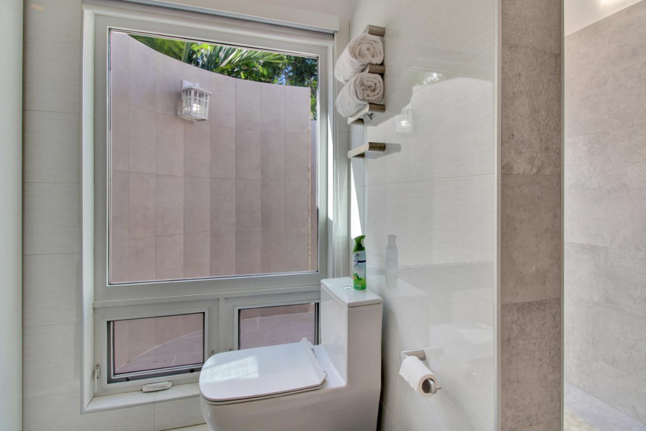 13B OCEAN DRIVE Unit: VERANERA