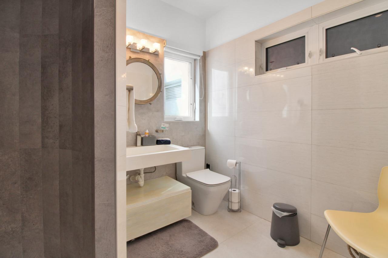 13B OCEAN DRIVE Unit: VERANERA