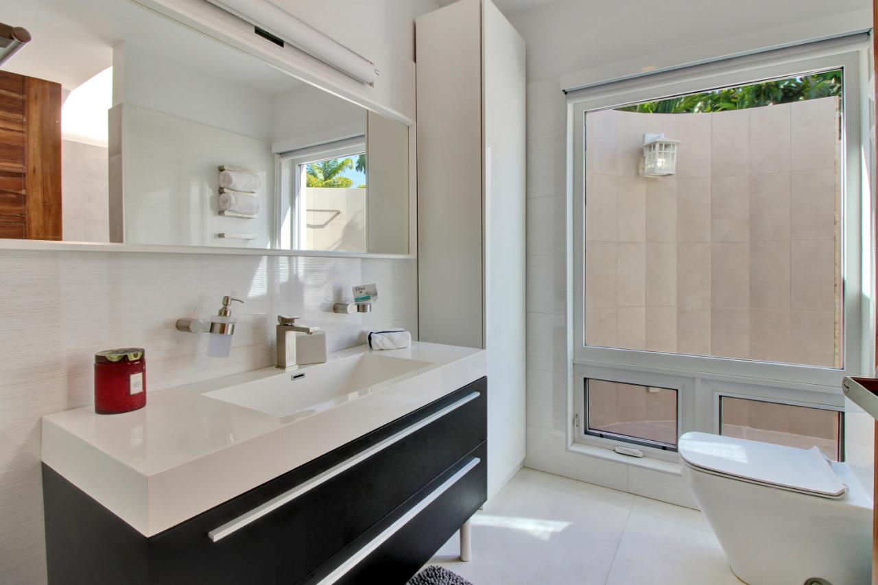 13B OCEAN DRIVE Unit: VERANERA