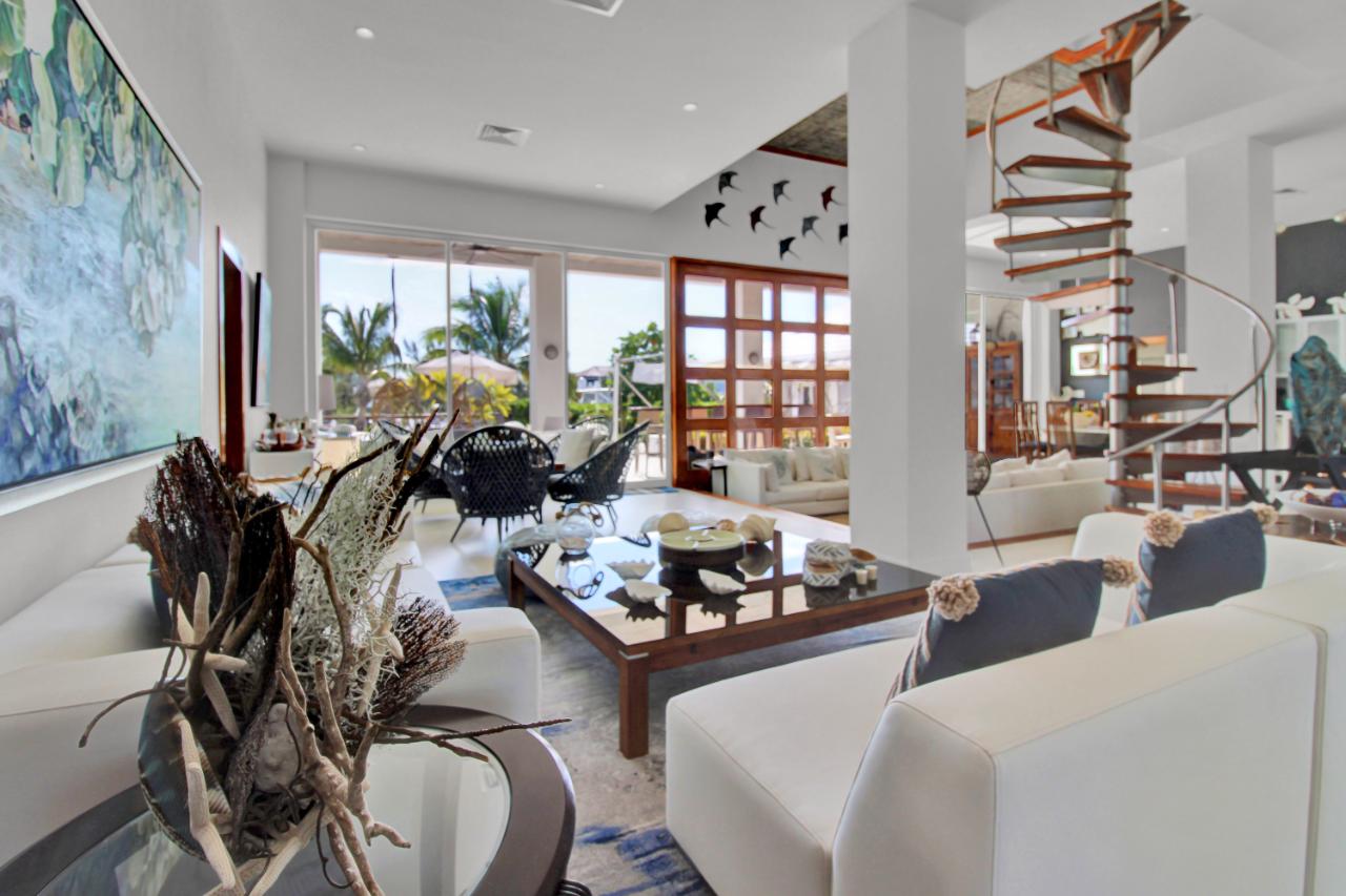 13B OCEAN DRIVE Unit: VERANERA