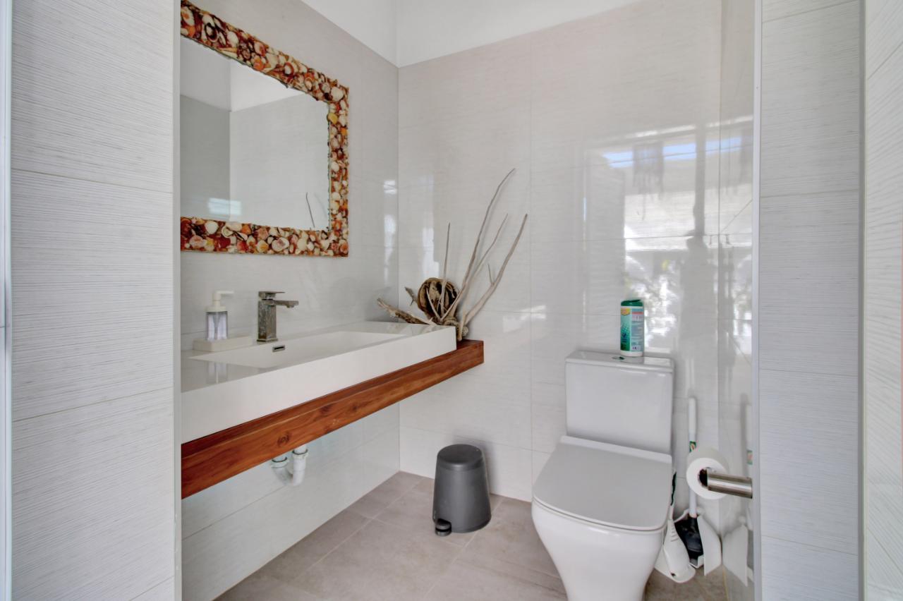 13B OCEAN DRIVE Unit: VERANERA