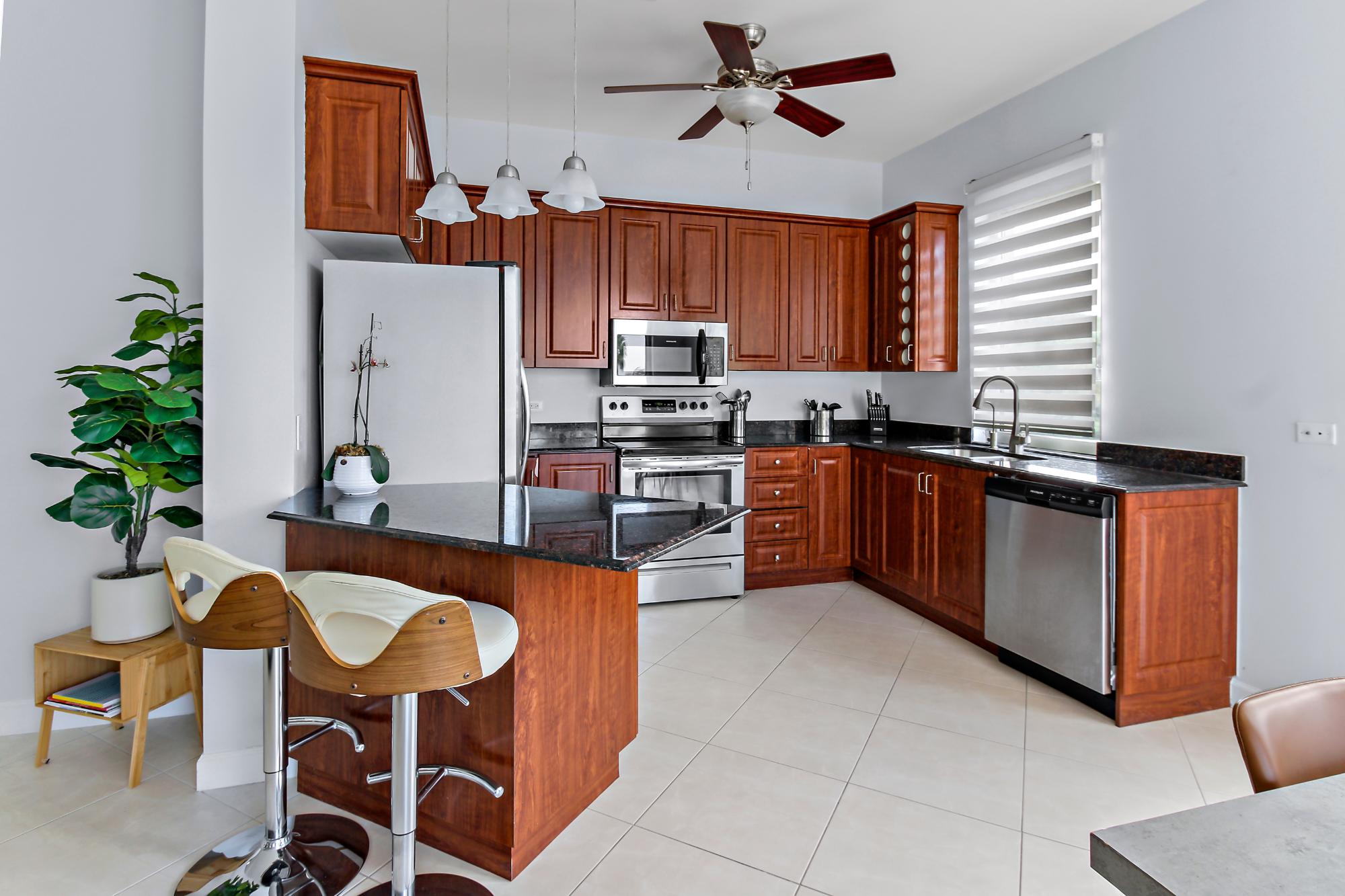 LOVE BEACH WALK Unit: 5