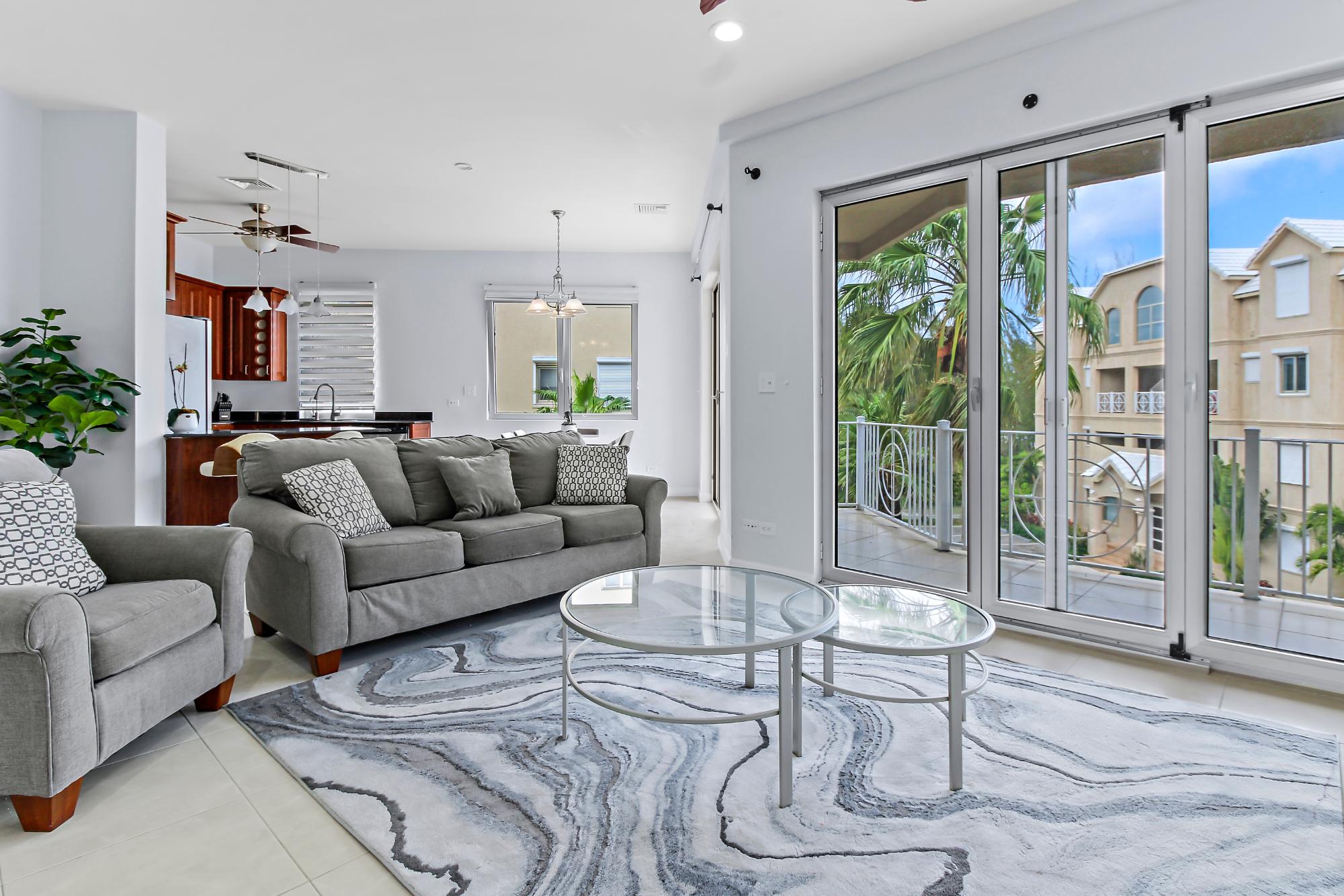 LOVE BEACH WALK Unit: 5