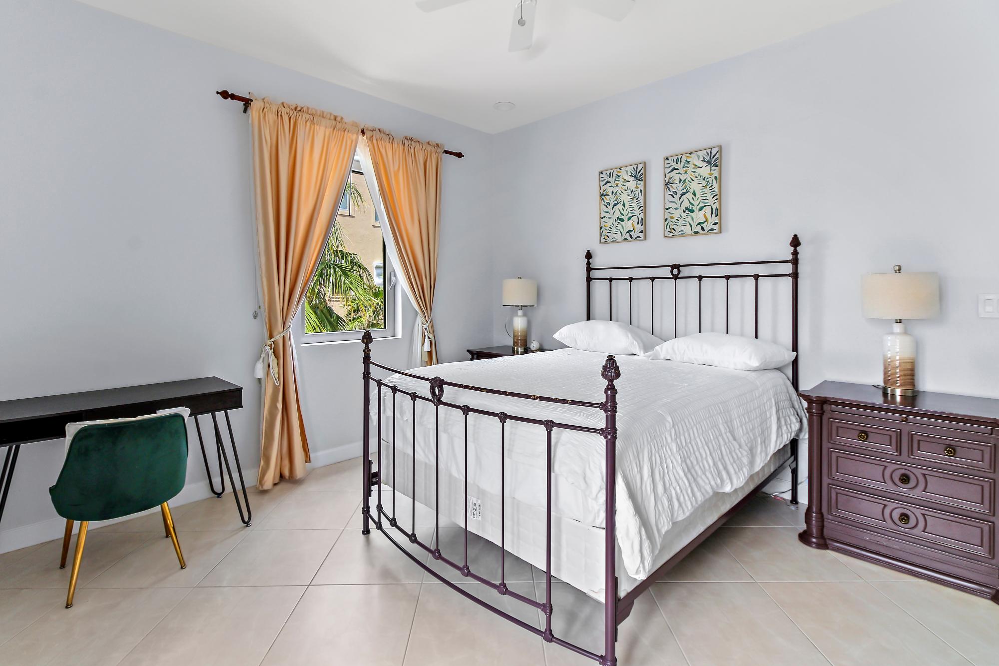 LOVE BEACH WALK Unit: 5