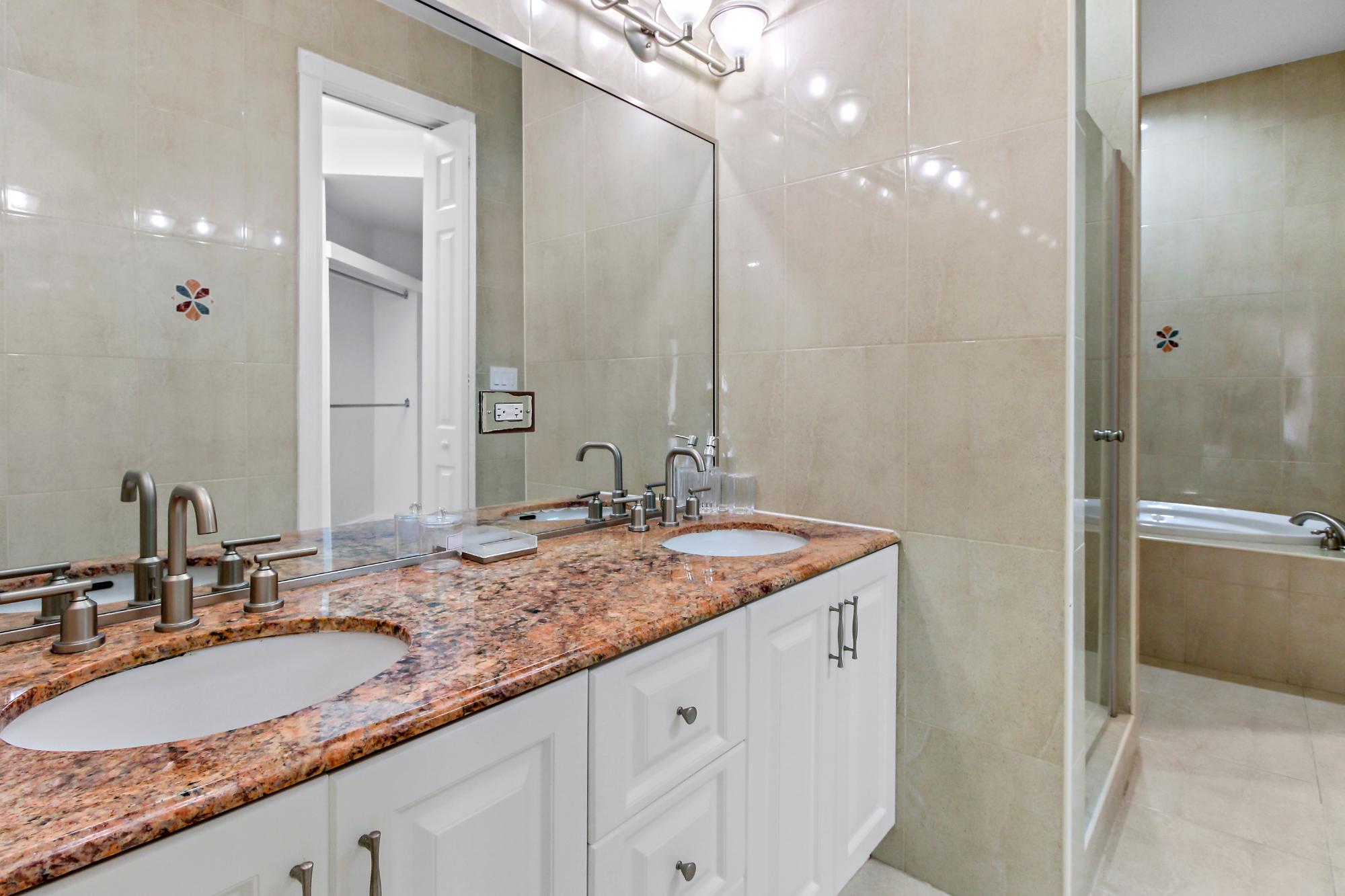 LOVE BEACH WALK Unit: 5