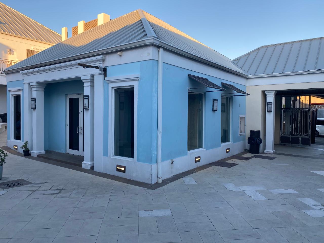 ELIZABETH ON BAY Unit: Unit #13