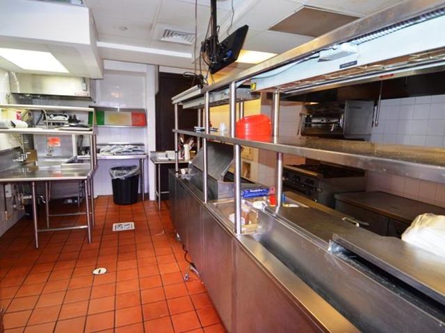 ELIZABETH ON BAY Unit: 16A/B