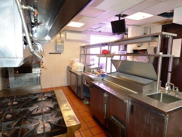 ELIZABETH ON BAY Unit: 16A/B