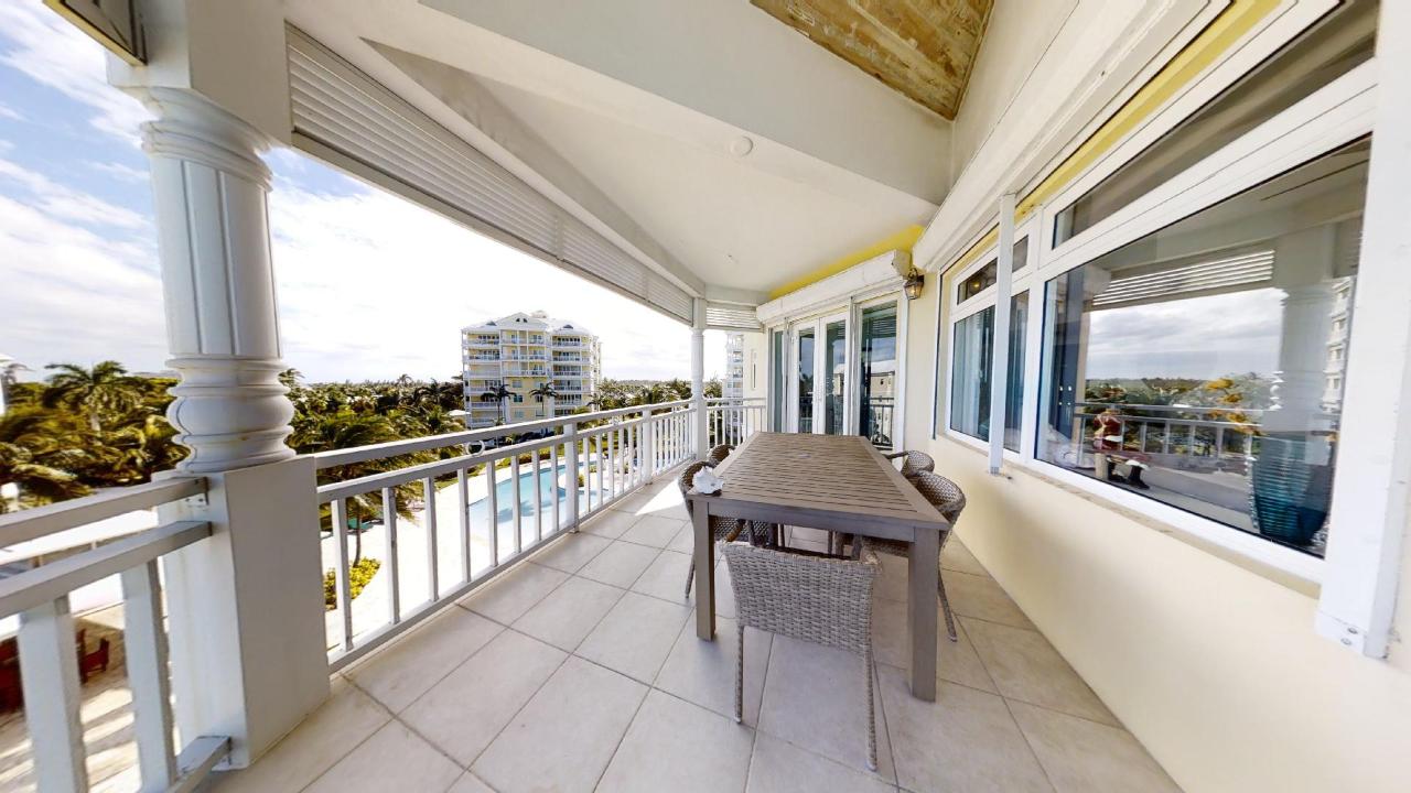 CABLE BEACH Unit: E406