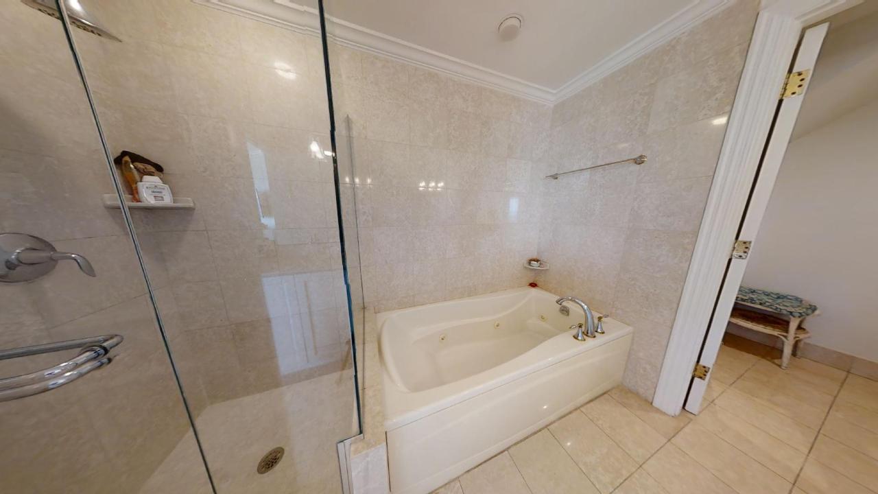 CABLE BEACH Unit: E406