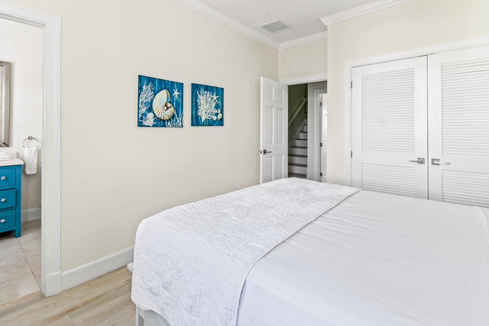 PALM CAY Unit: 604