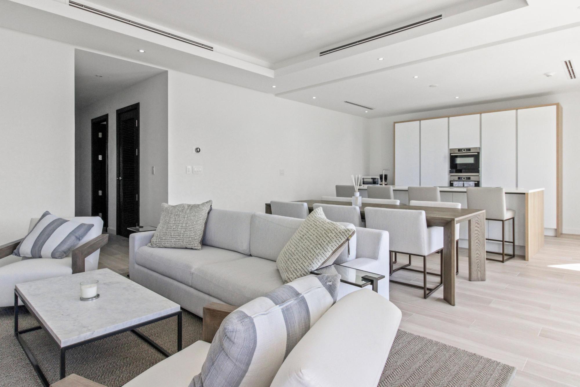 ONE MARINA PALM CAY Unit: 301