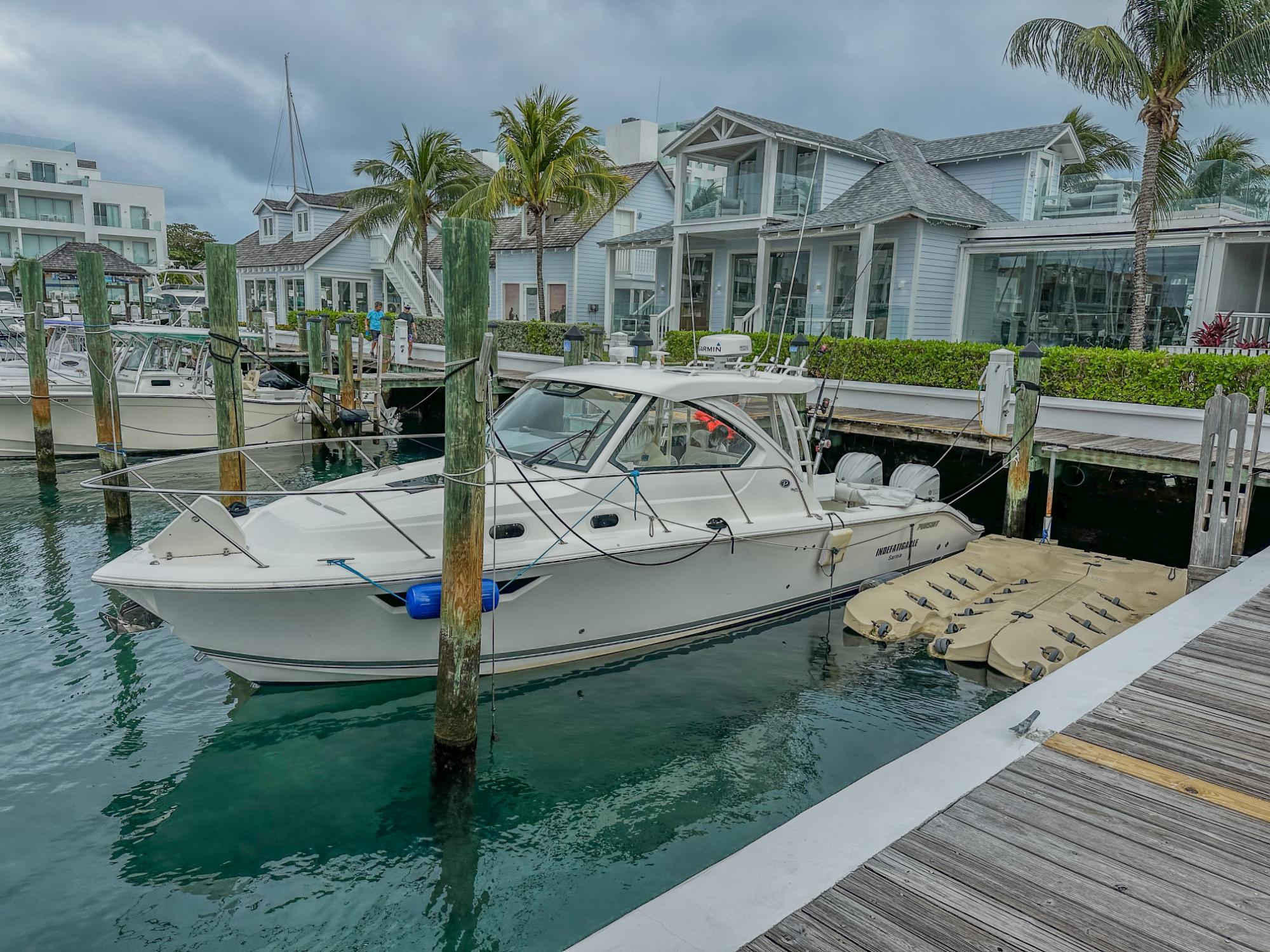 ONE MARINA PALM CAY Unit: 301