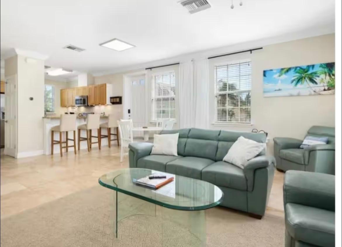 PALM CAY Unit: A1 4B