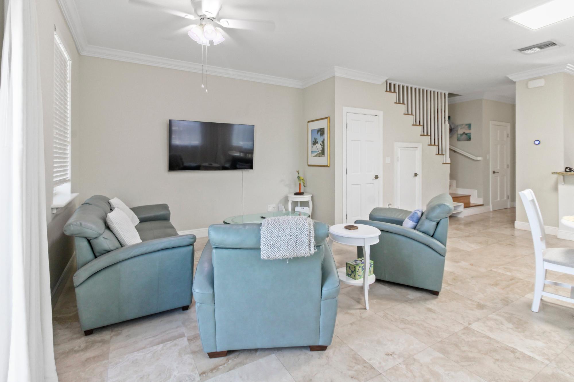 PALM CAY Unit: A1 4B