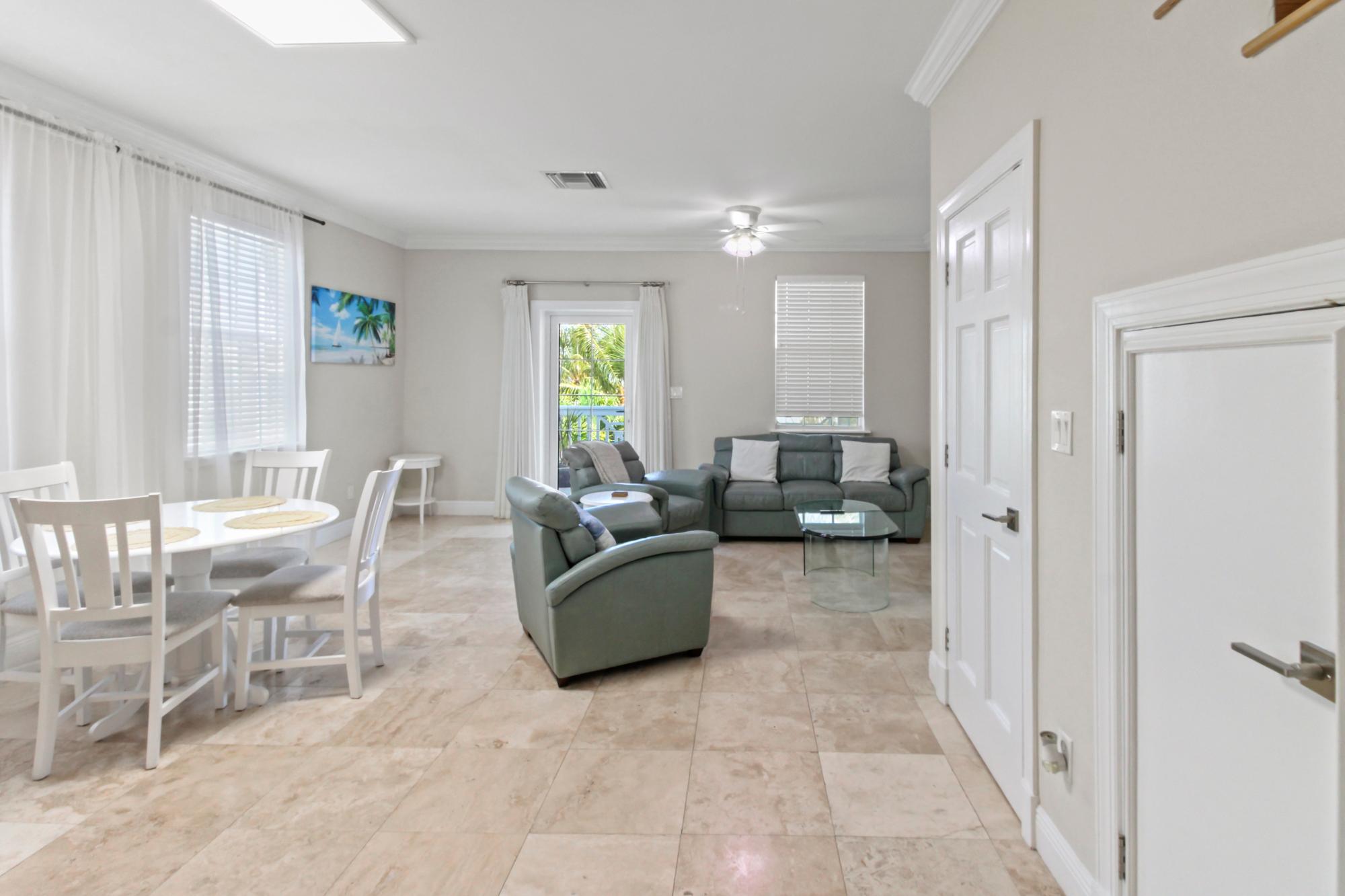 PALM CAY Unit: A1 4B