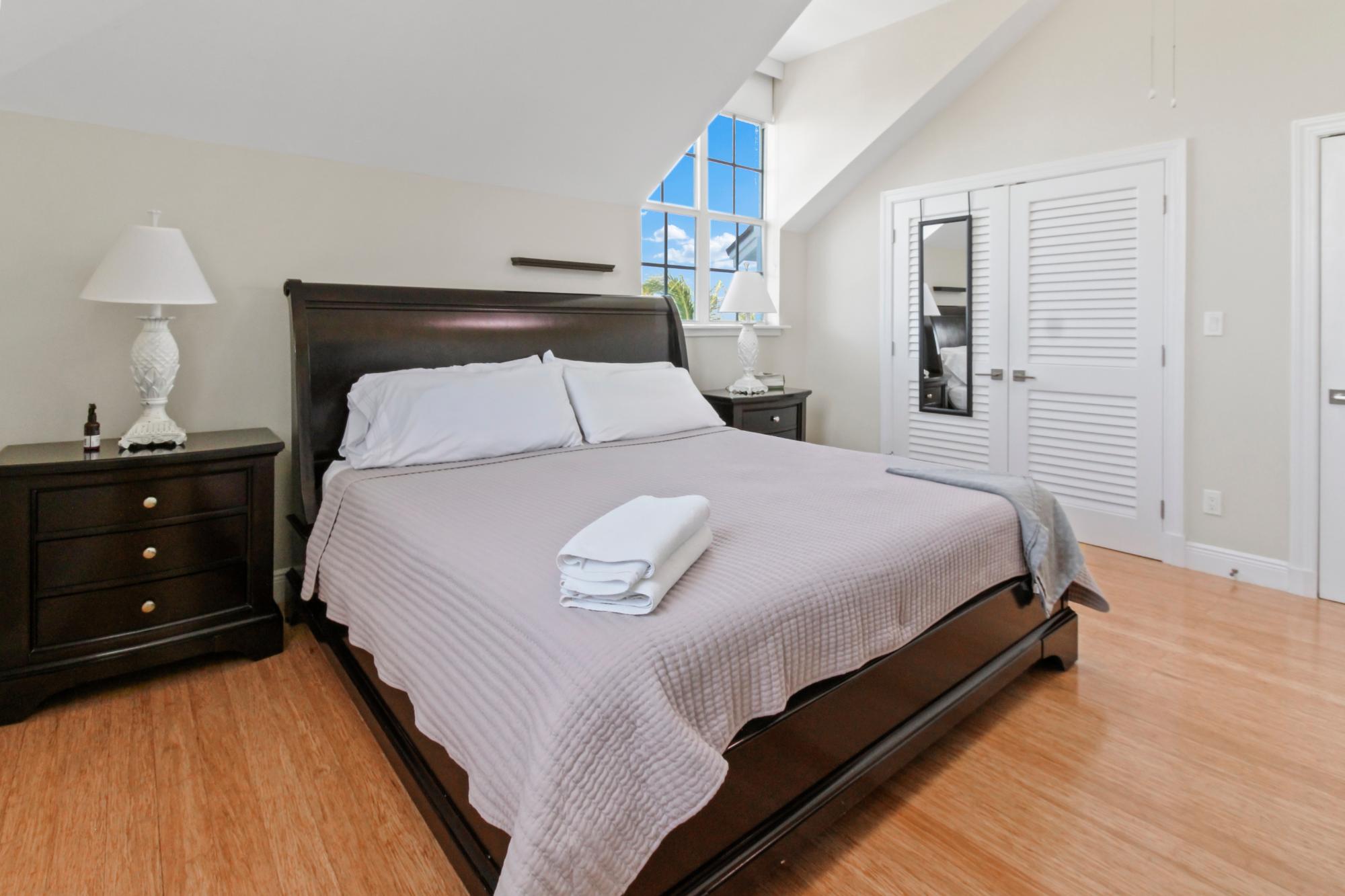 PALM CAY Unit: A1 4B