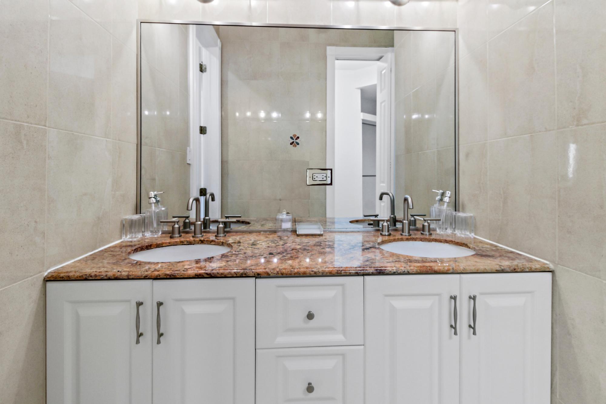 LOVE BEACH WALK Unit: 5