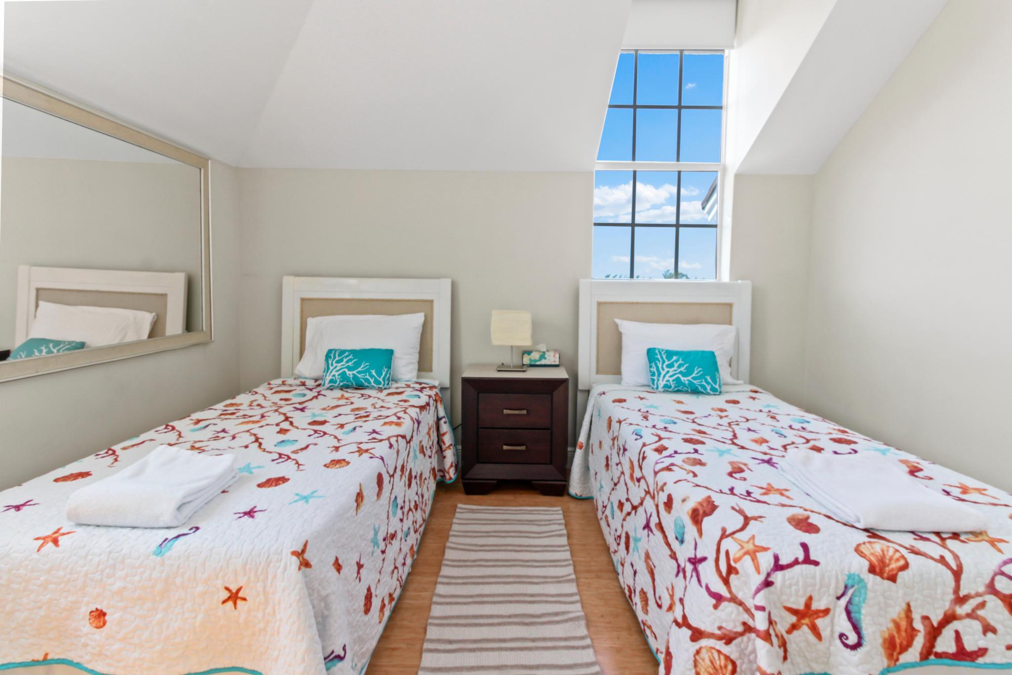 PALM CAY Unit: A1 4B