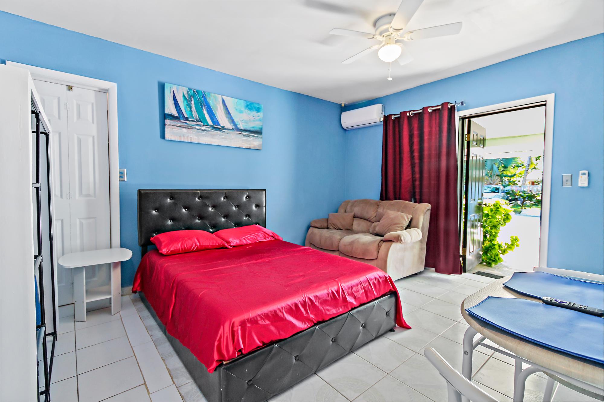 BAYSHORE CLOSE Unit: 2b