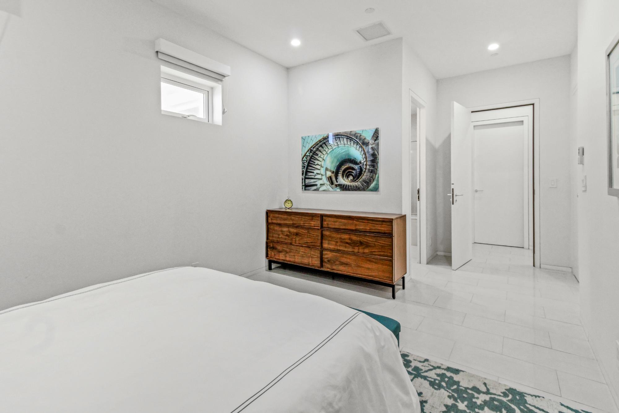 PARADISE ISLAND DRIVE Unit: 408