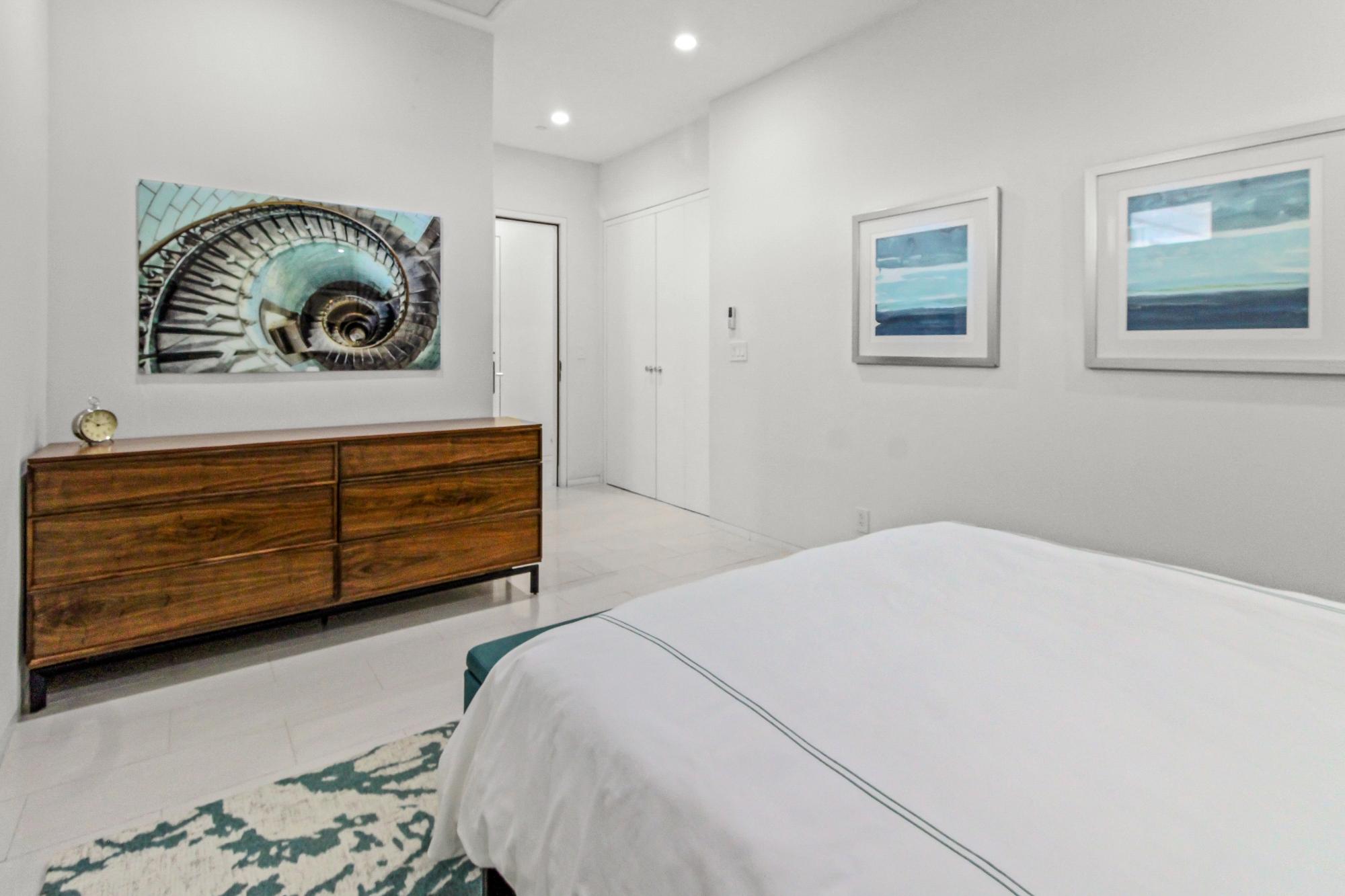 PARADISE ISLAND DRIVE Unit: 408