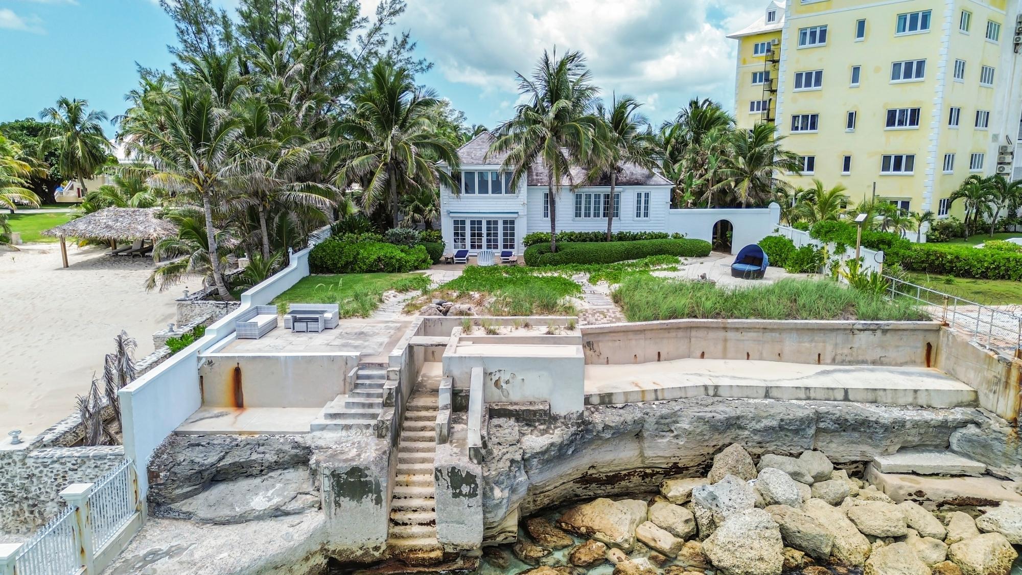 1938 RAWSON COURT