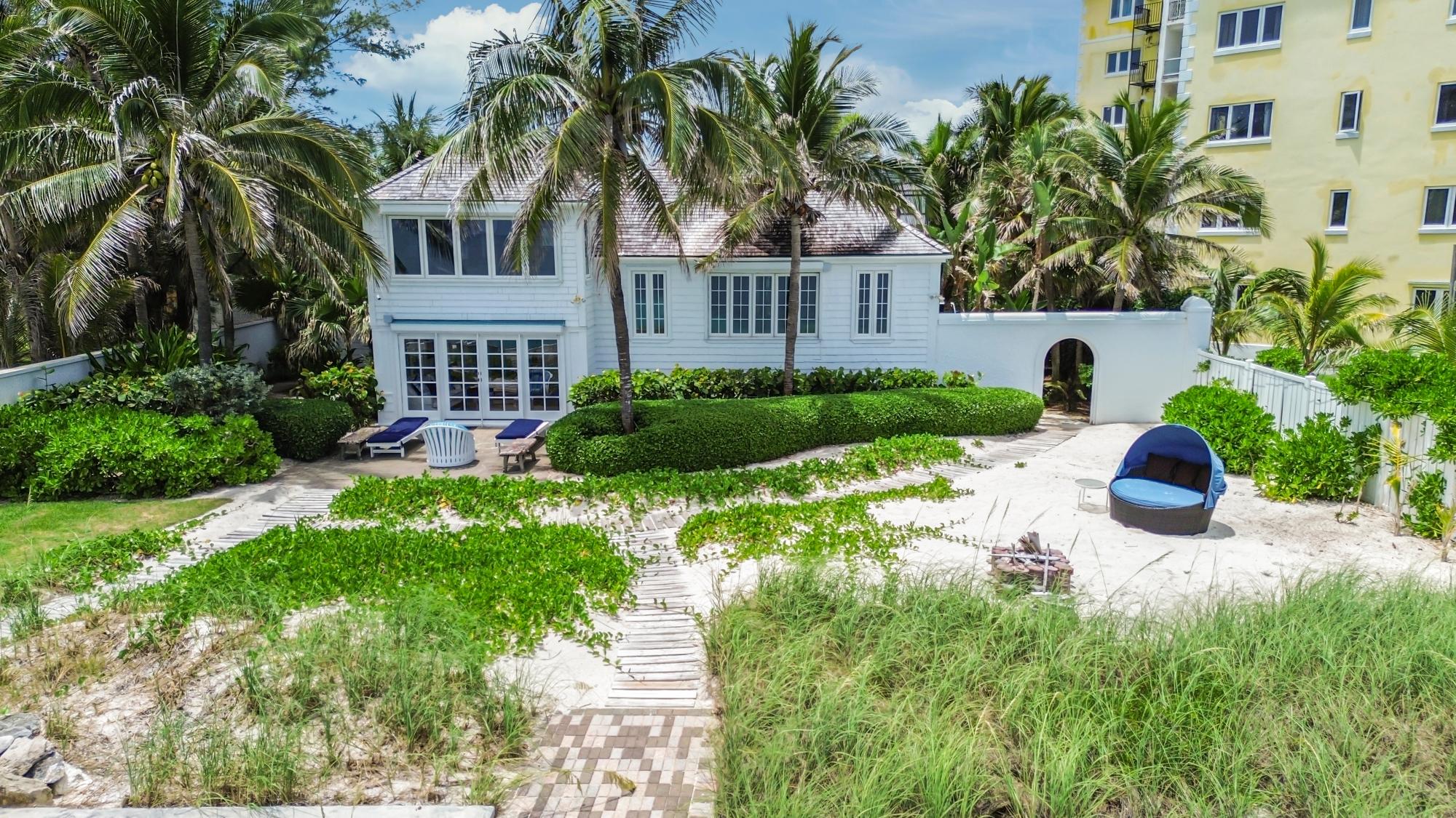 1938 RAWSON COURT