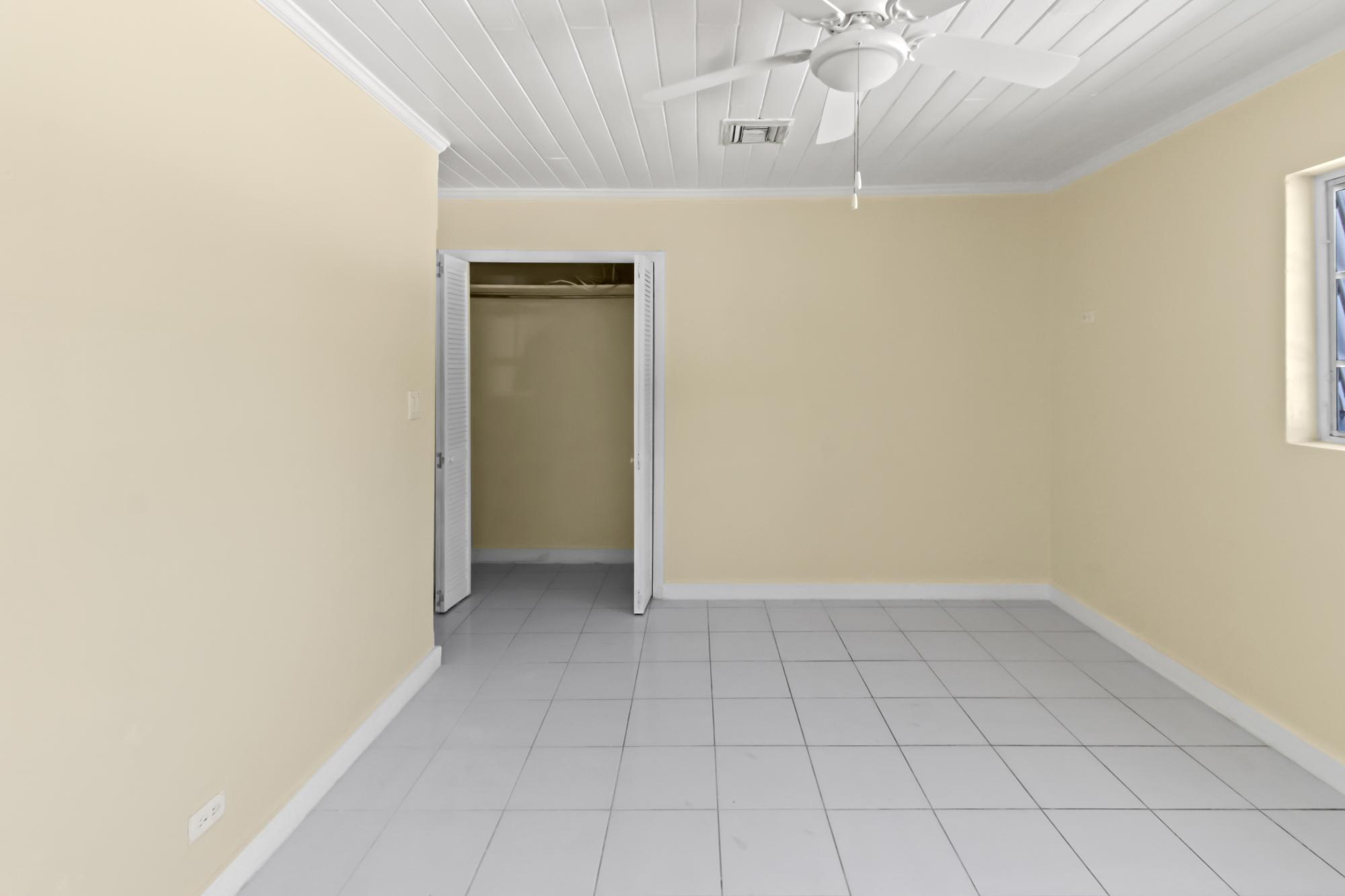 ENEAS AVENUE, STAPLEDON G Unit: Unit 1