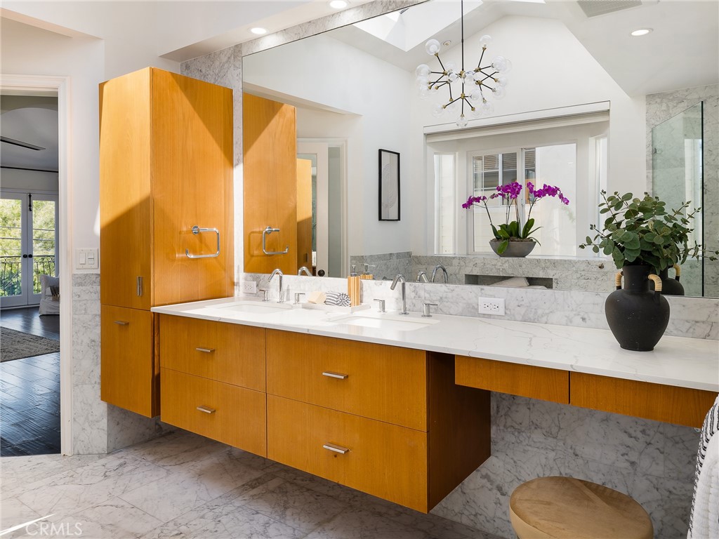 1616 Voorhees Avenue