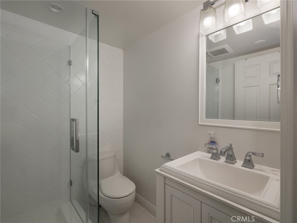 1616 Voorhees Avenue